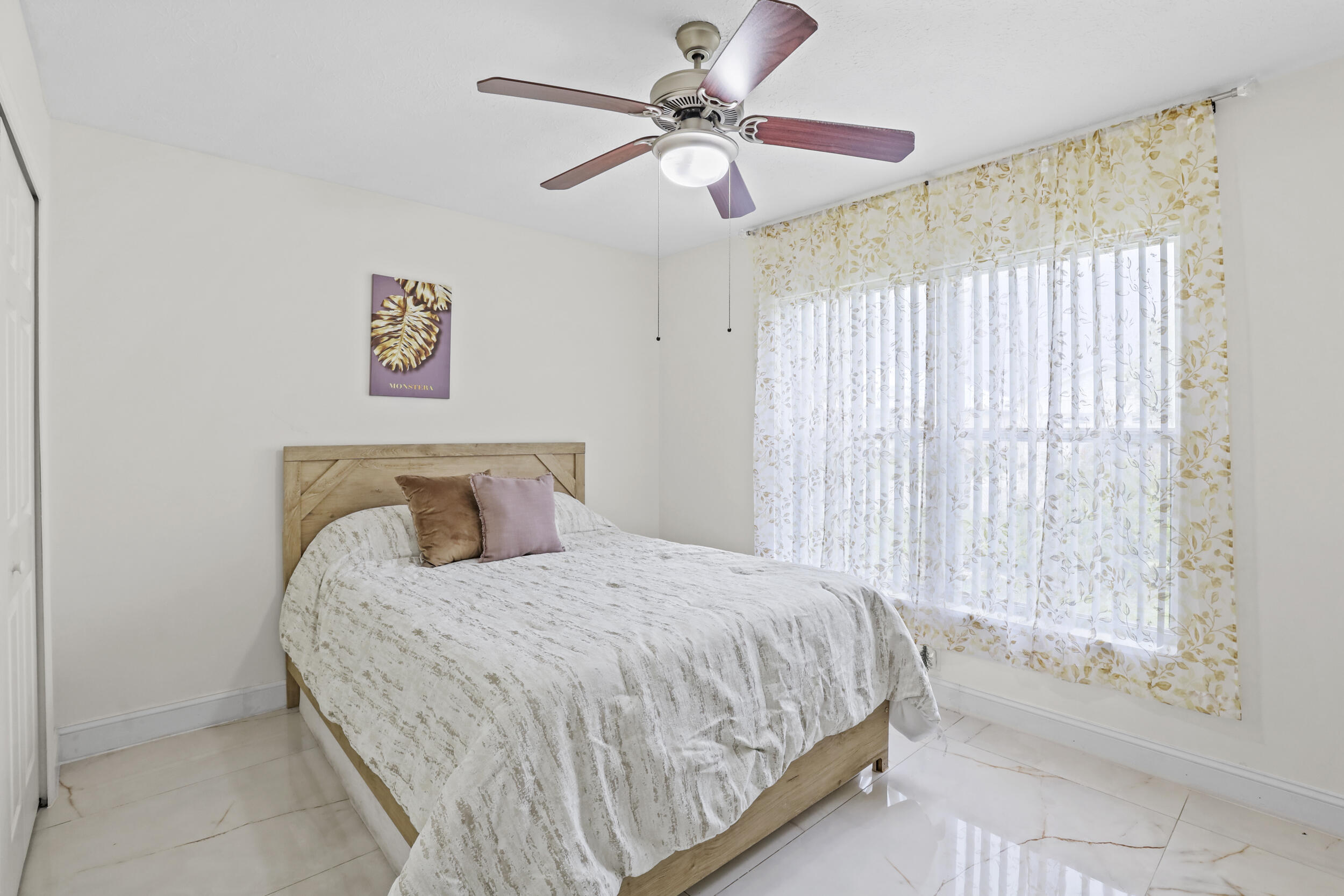 SPANISH LAKES FAIRWAYS NE PHASE - Residential