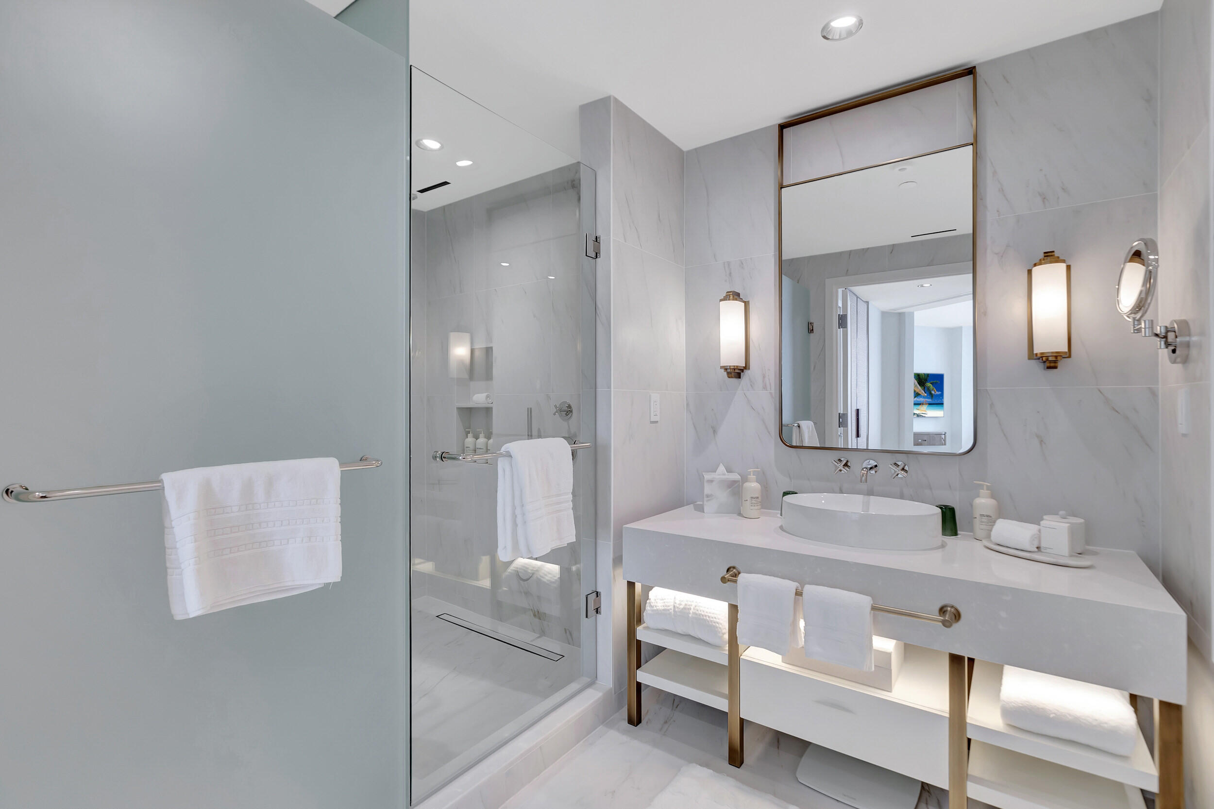 Four Seasons - Residential