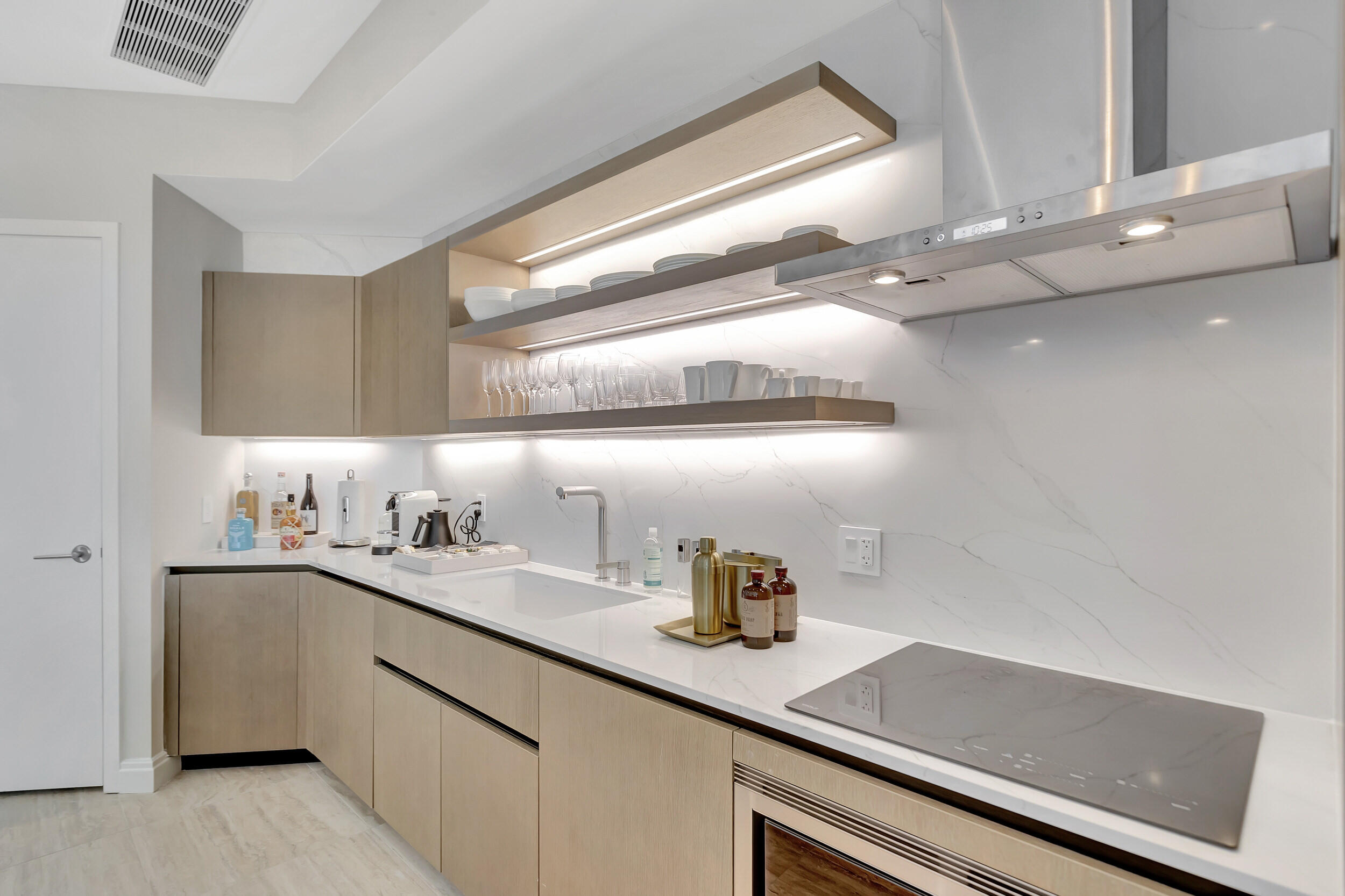 Four Seasons - Residential