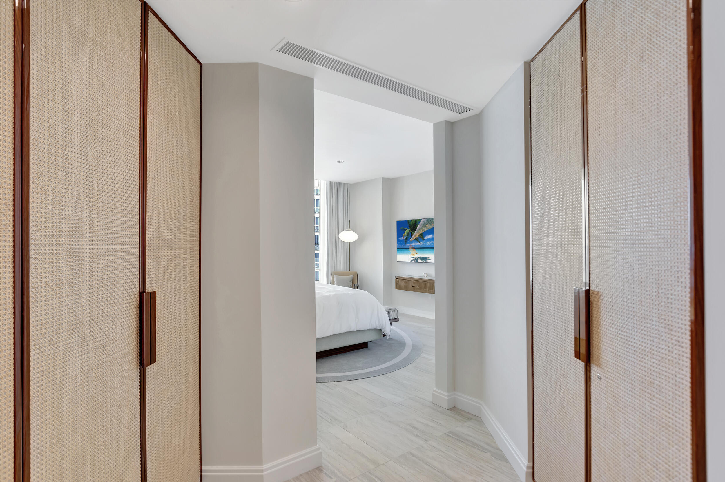 Four Seasons - Residential