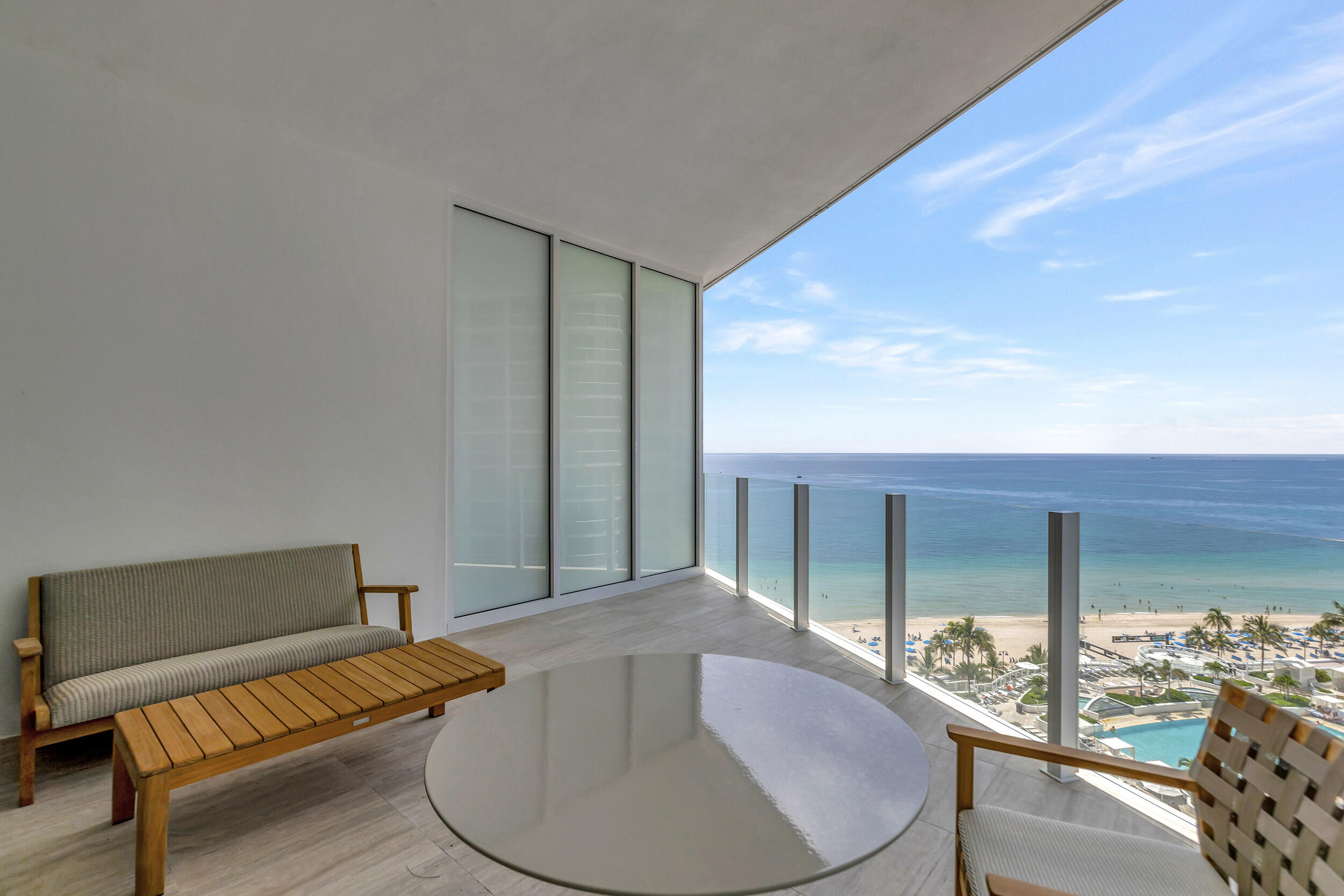 Four Seasons - Residential