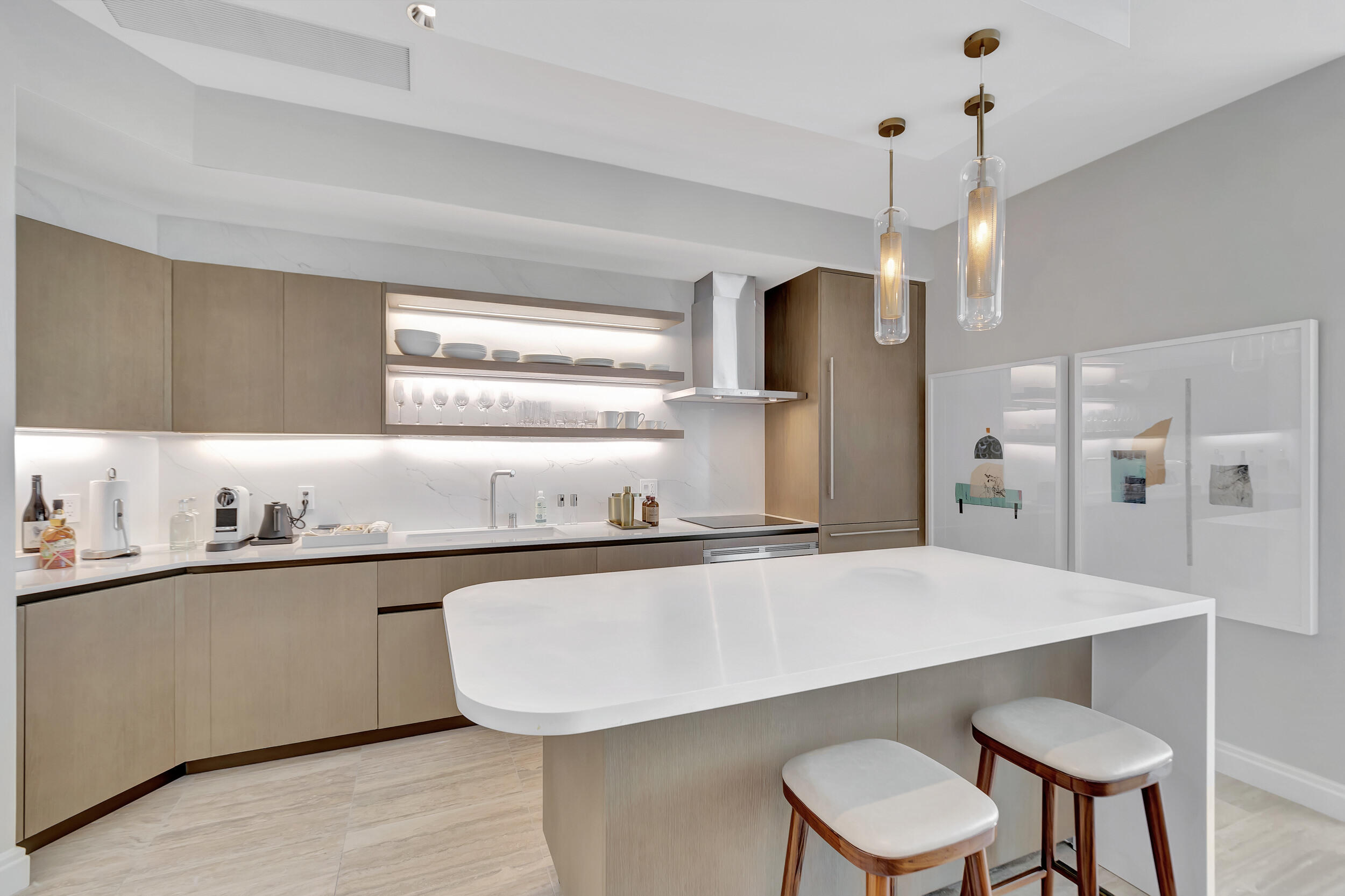 Four Seasons - Residential