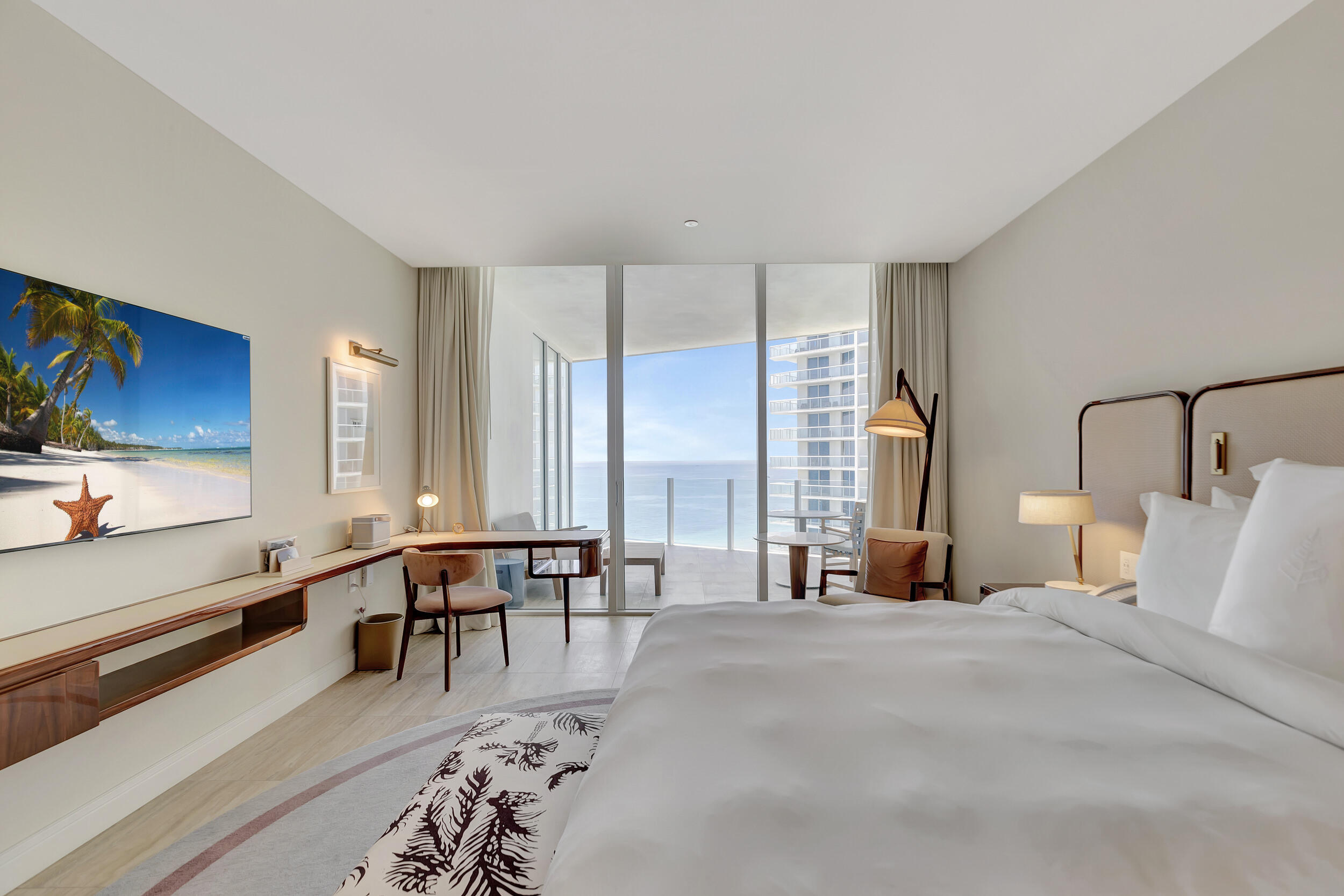 Four Seasons - Residential