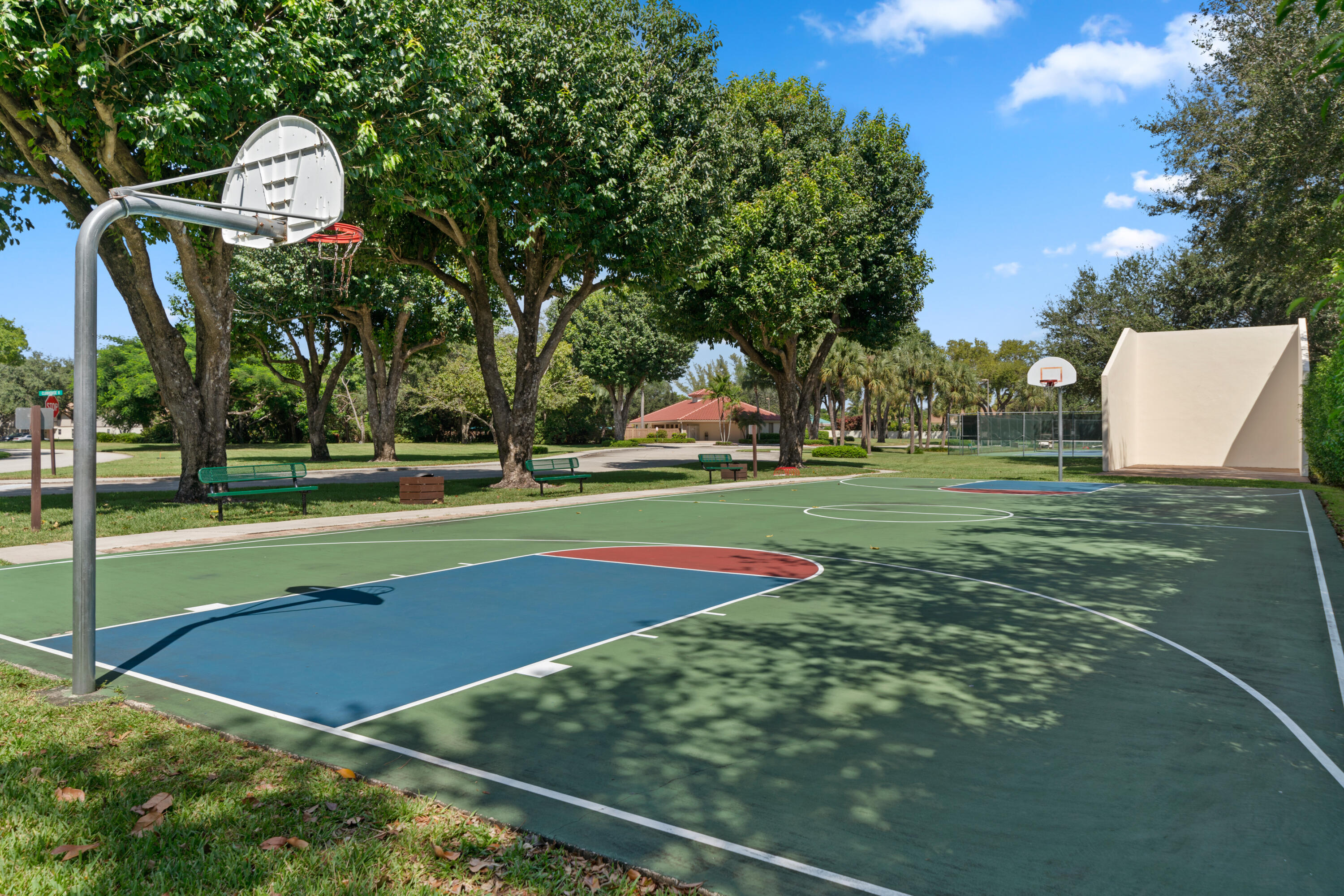 PARK AT WINDWOOD CONDO - Residential