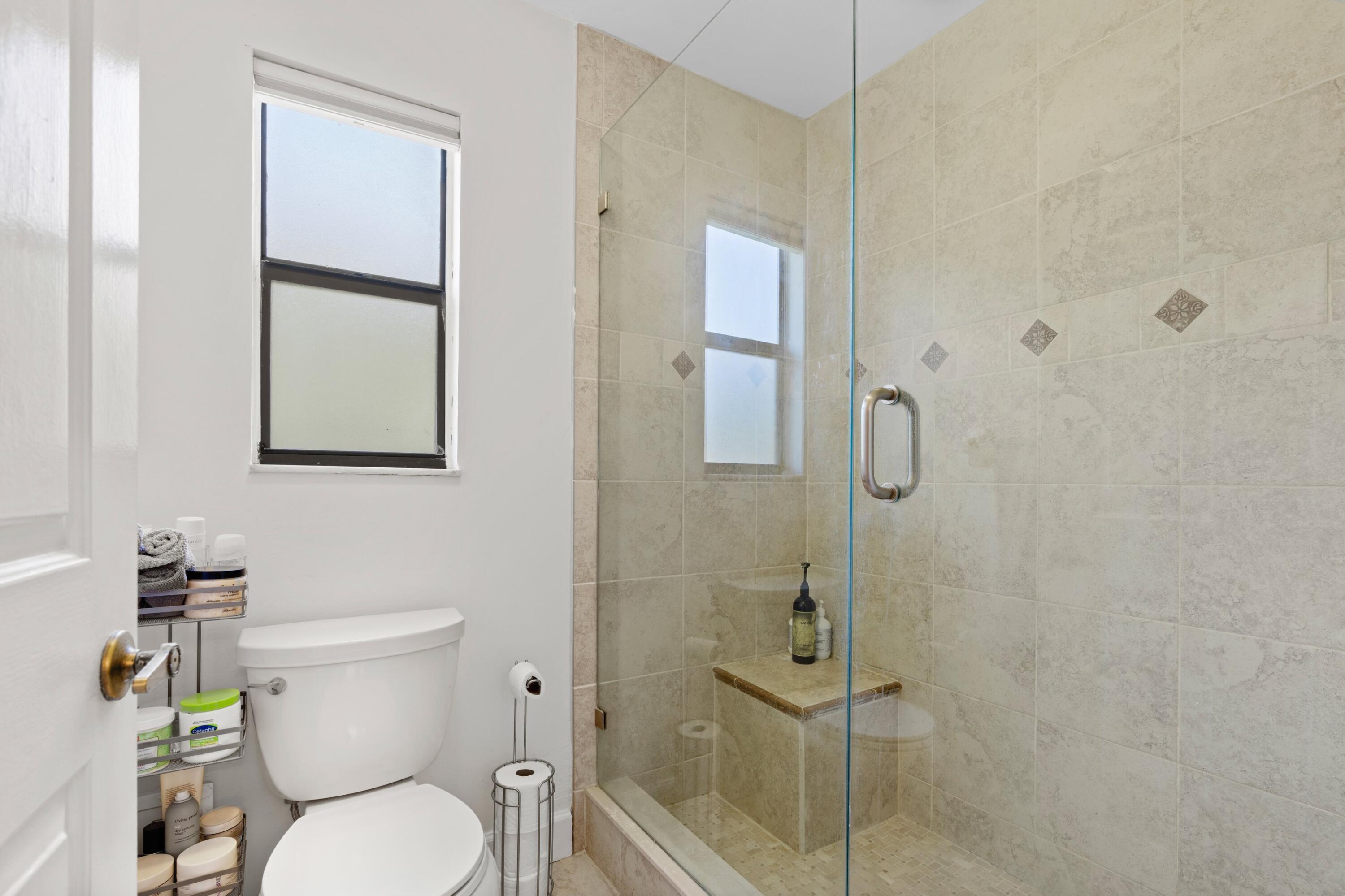 PARK AT WINDWOOD CONDO - Residential
