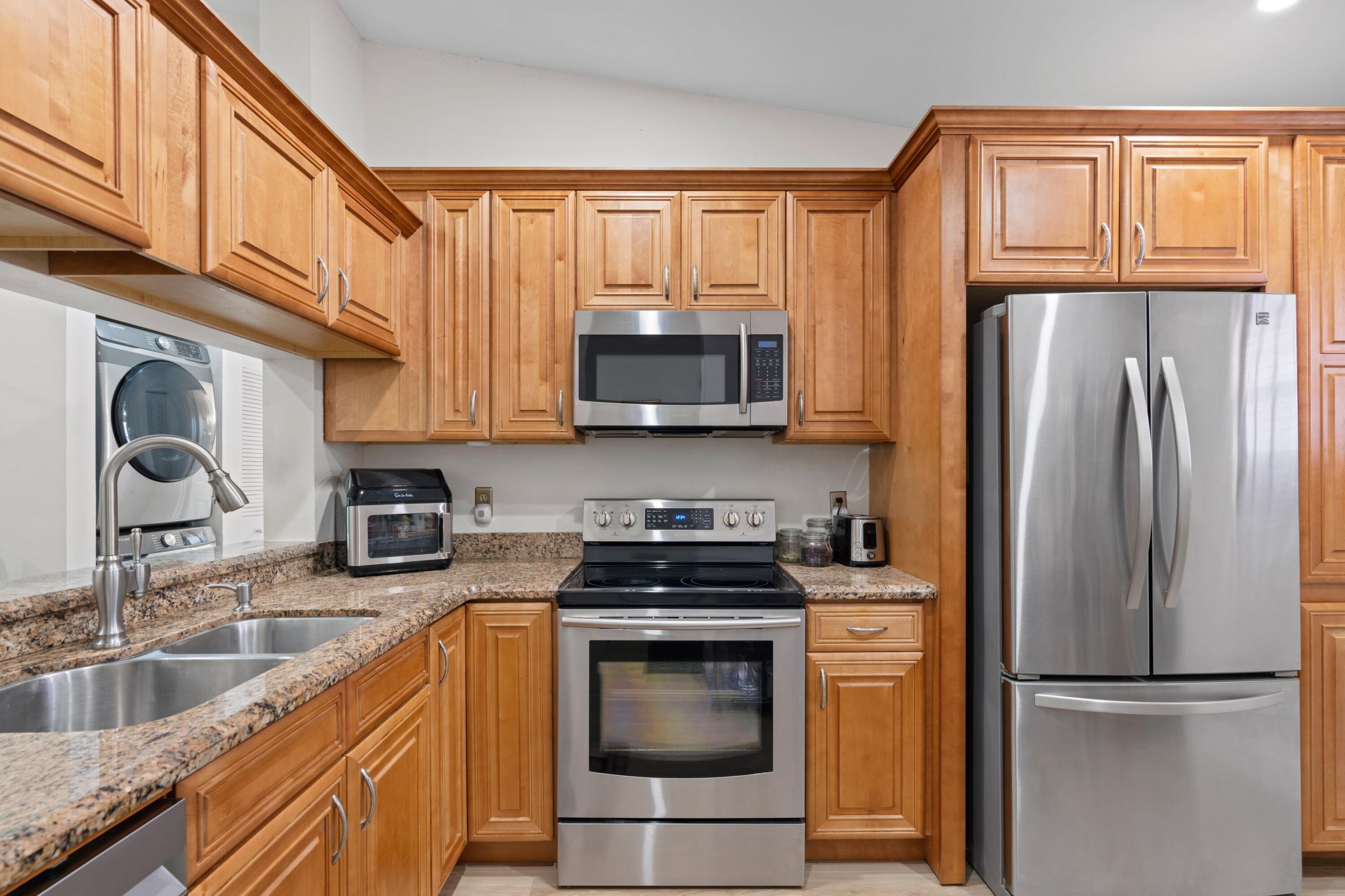 PARK AT WINDWOOD CONDO - Residential