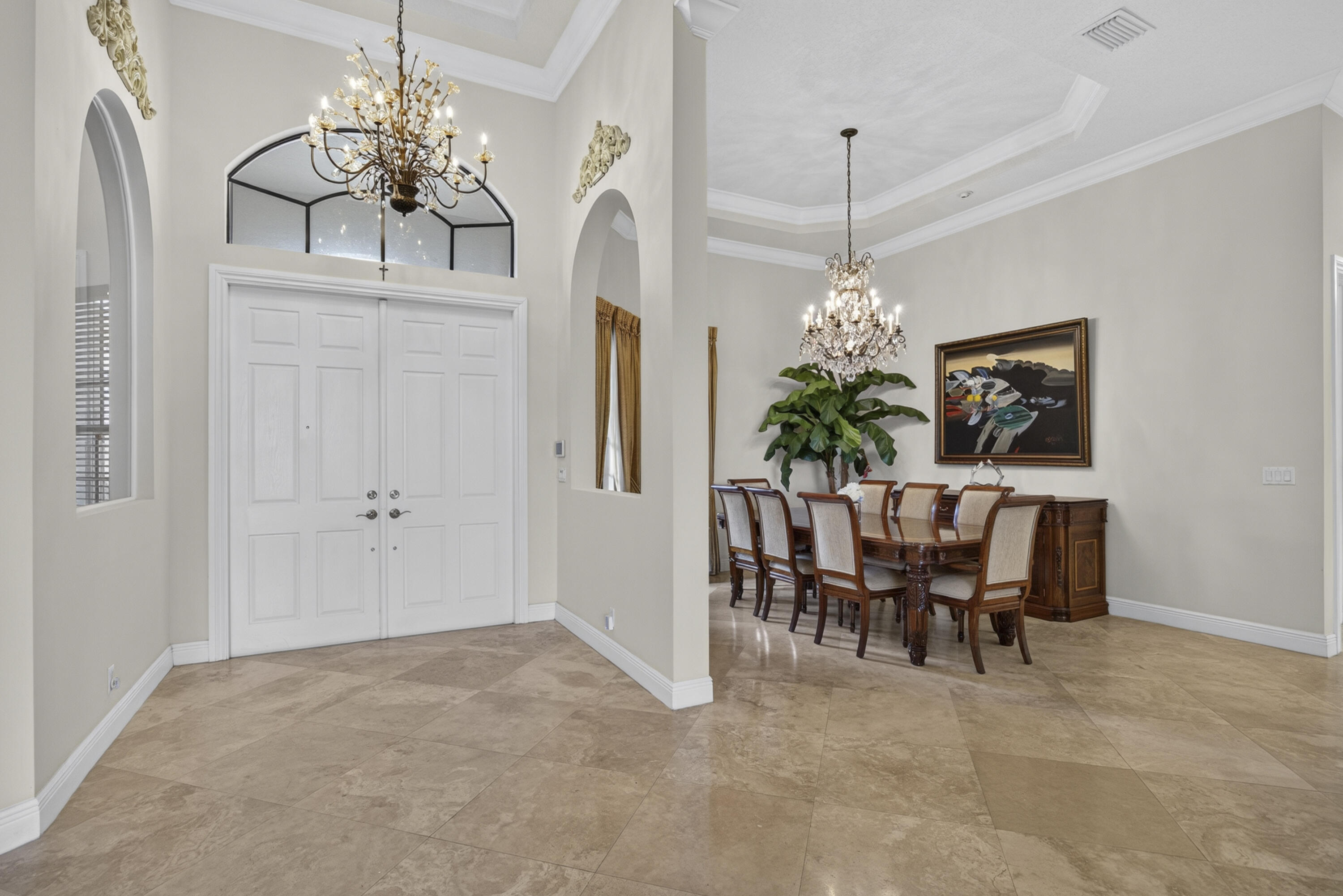 VERSAILLES - Residential