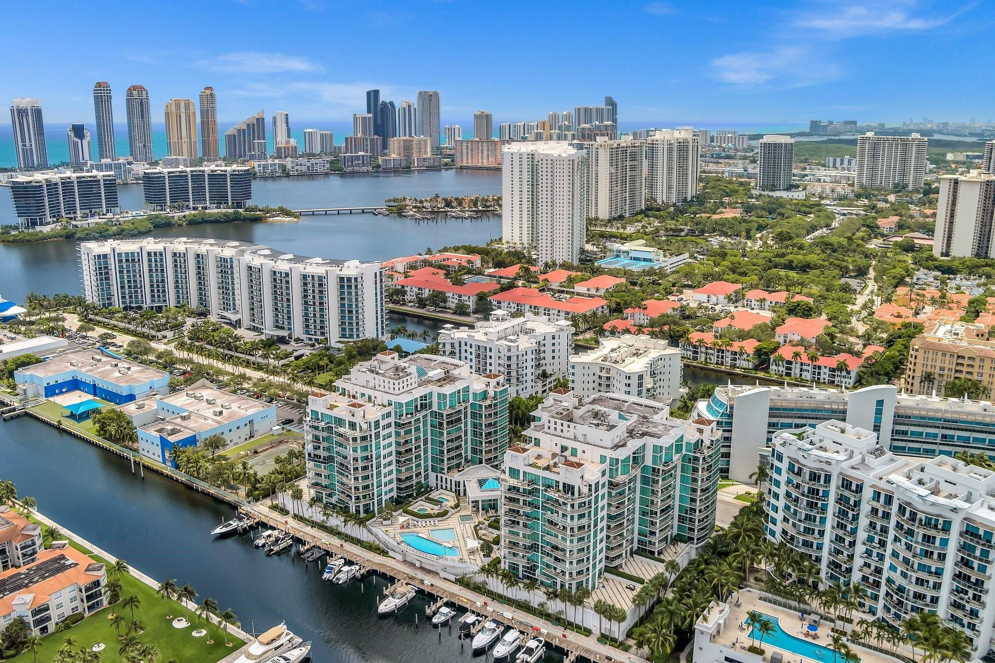 THE ATRIUM AT AVENTURA CO - Residential