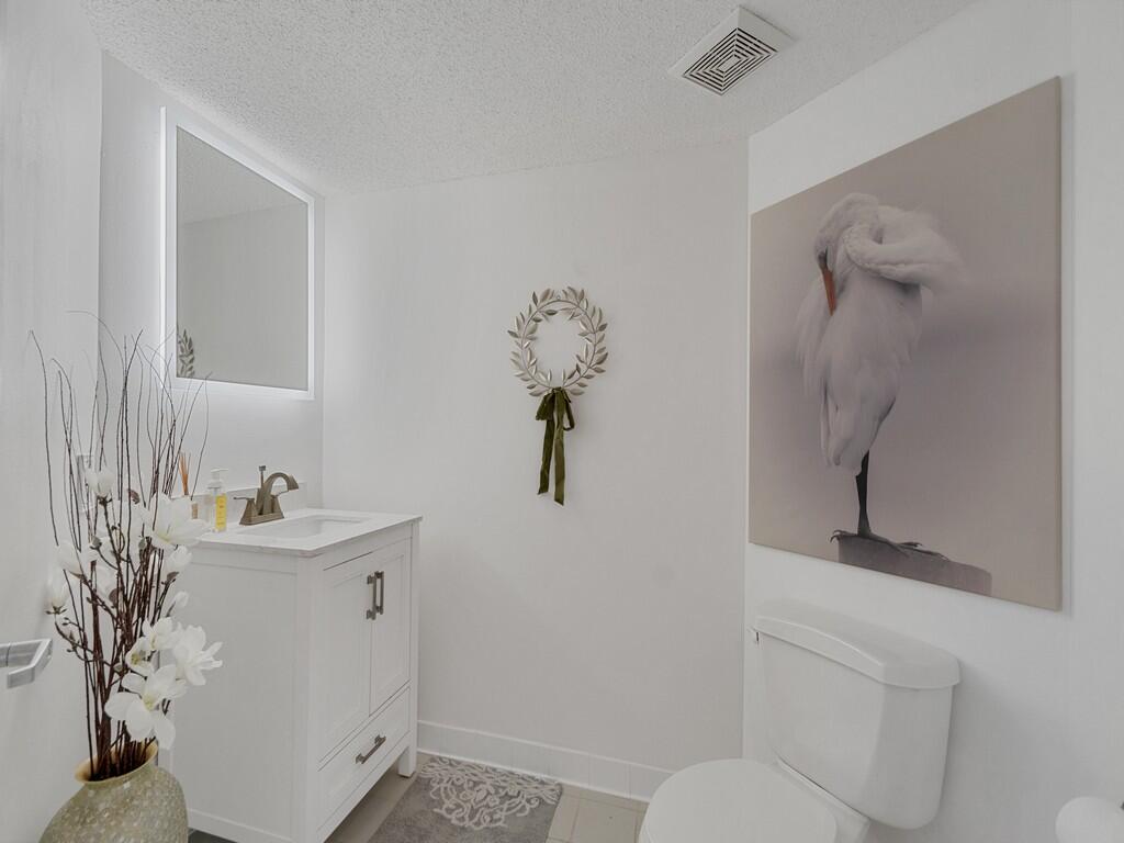 HIBISCUS BY THE SEA CONDOMINIUM - Residential