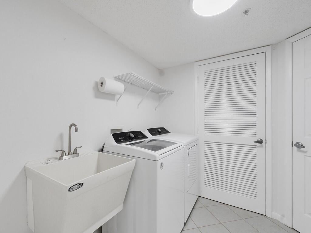 HIBISCUS BY THE SEA CONDOMINIUM - Residential
