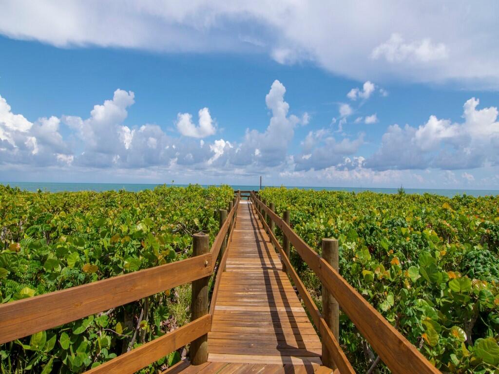 HIBISCUS BY THE SEA CONDOMINIUM - Residential