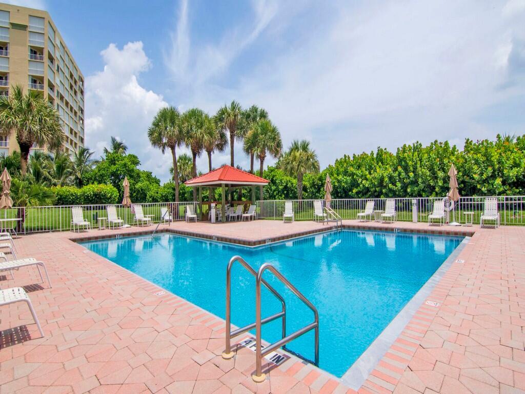 HIBISCUS BY THE SEA CONDOMINIUM - Residential