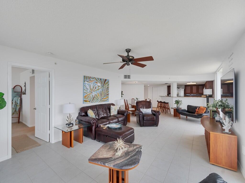 HIBISCUS BY THE SEA CONDOMINIUM - Residential