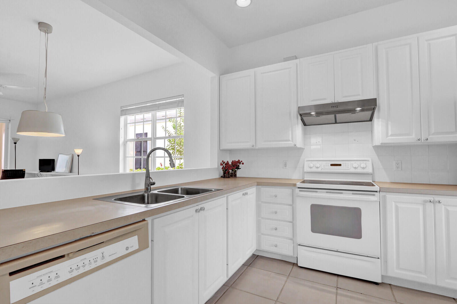 NEWHAVEN 7B PH 2 - Residential