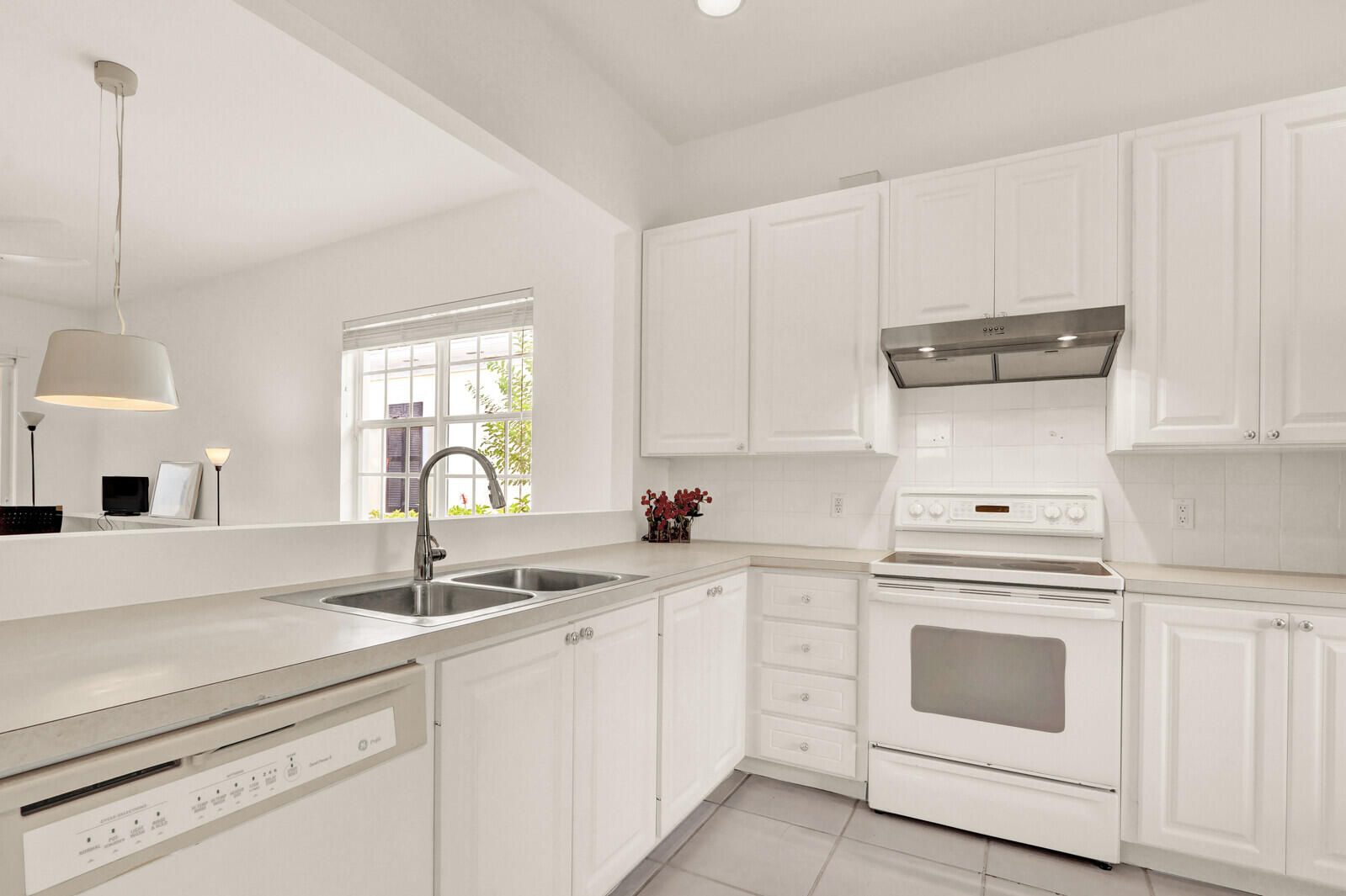 NEWHAVEN 7B PH 2 - Residential