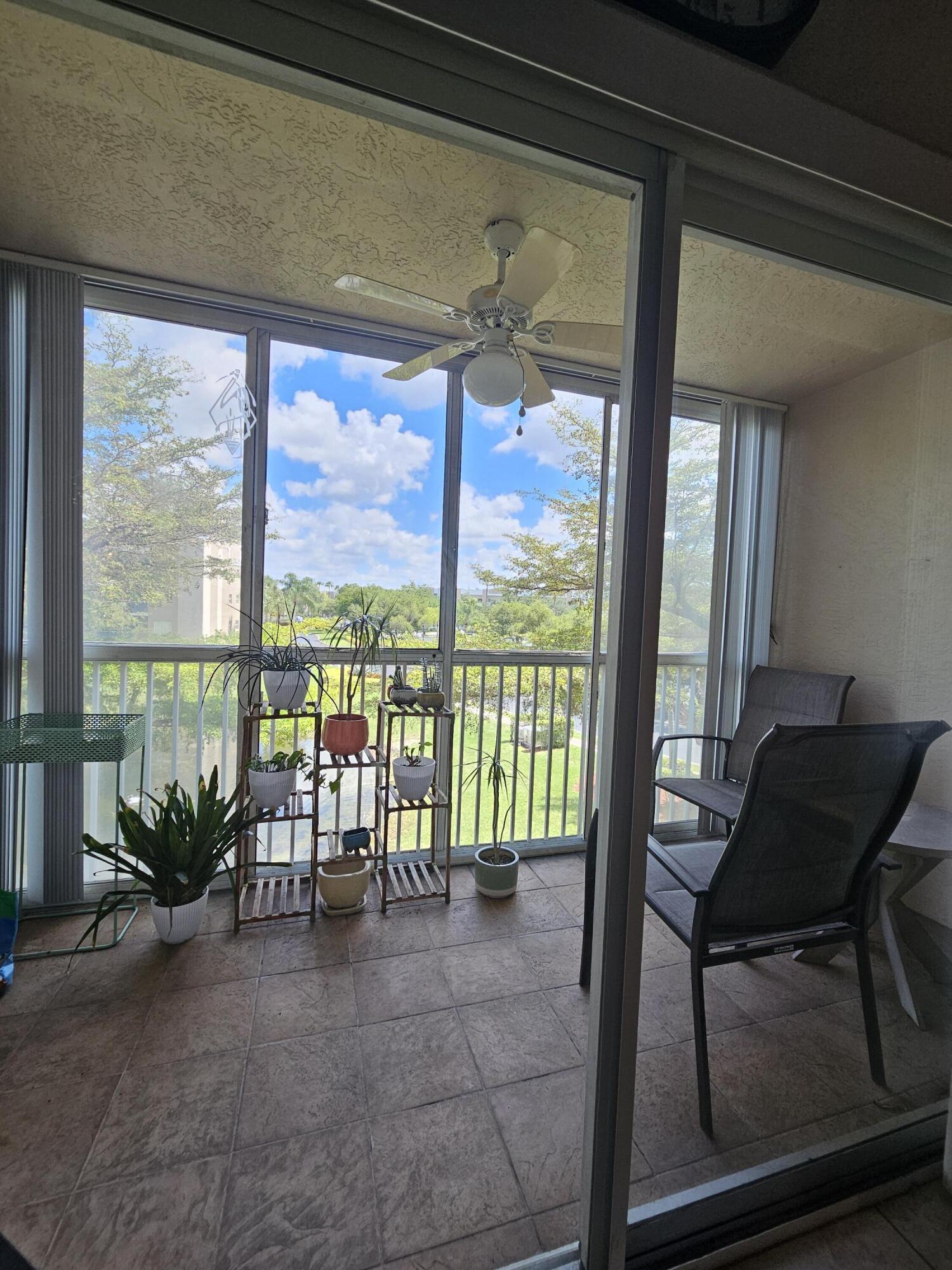 WELDON CONDOMINIUM I - Residential