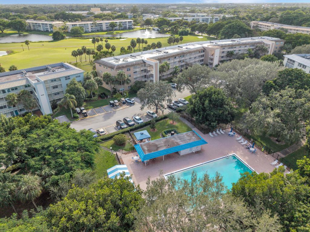PORTOFINO VILLAGE 1-E CONDO - Residential