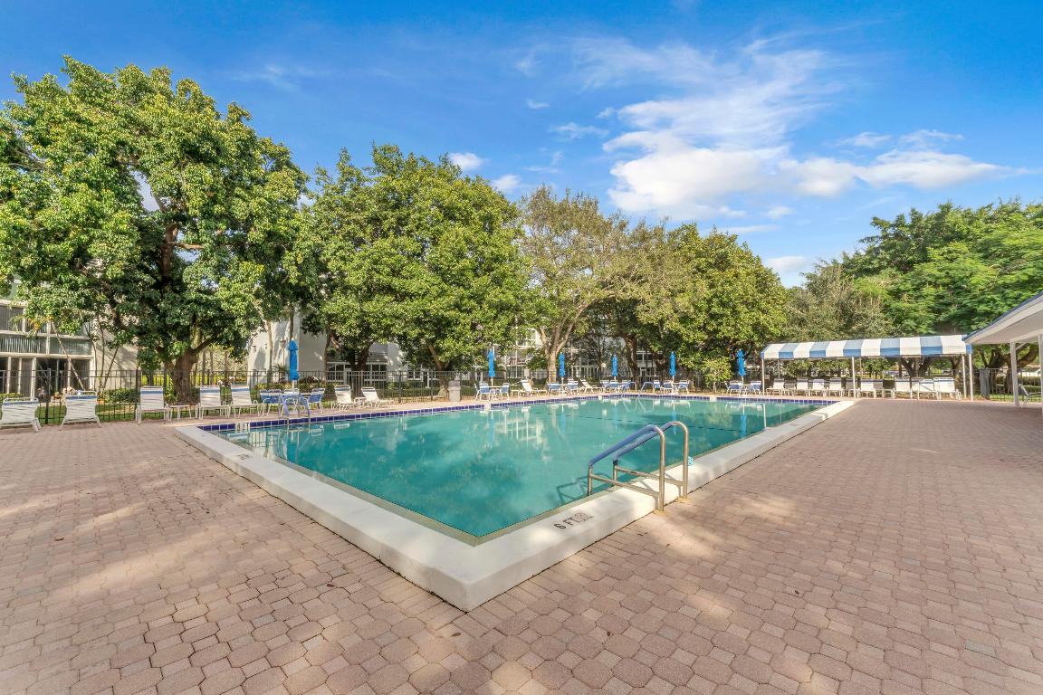 PORTOFINO VILLAGE 1-E CONDO - Residential