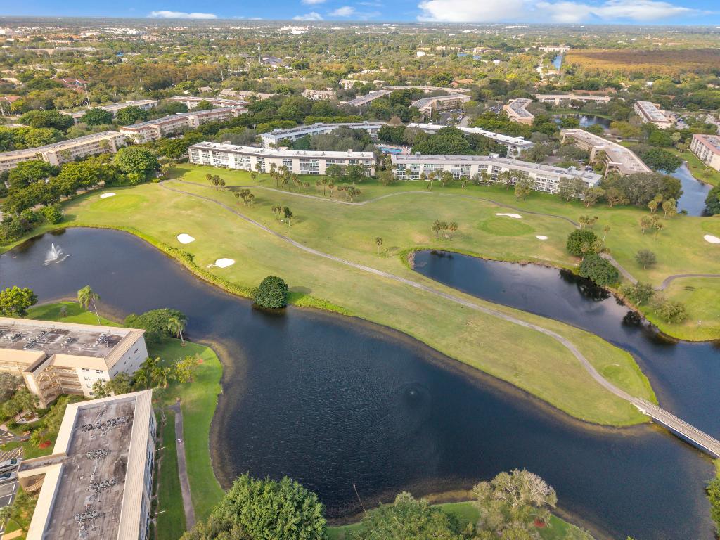PORTOFINO VILLAGE 1-E CONDO - Residential
