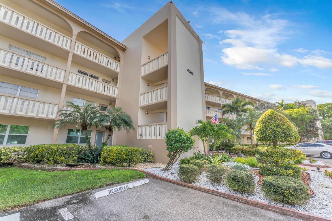 PORTOFINO VILLAGE 1-E CONDO - Residential