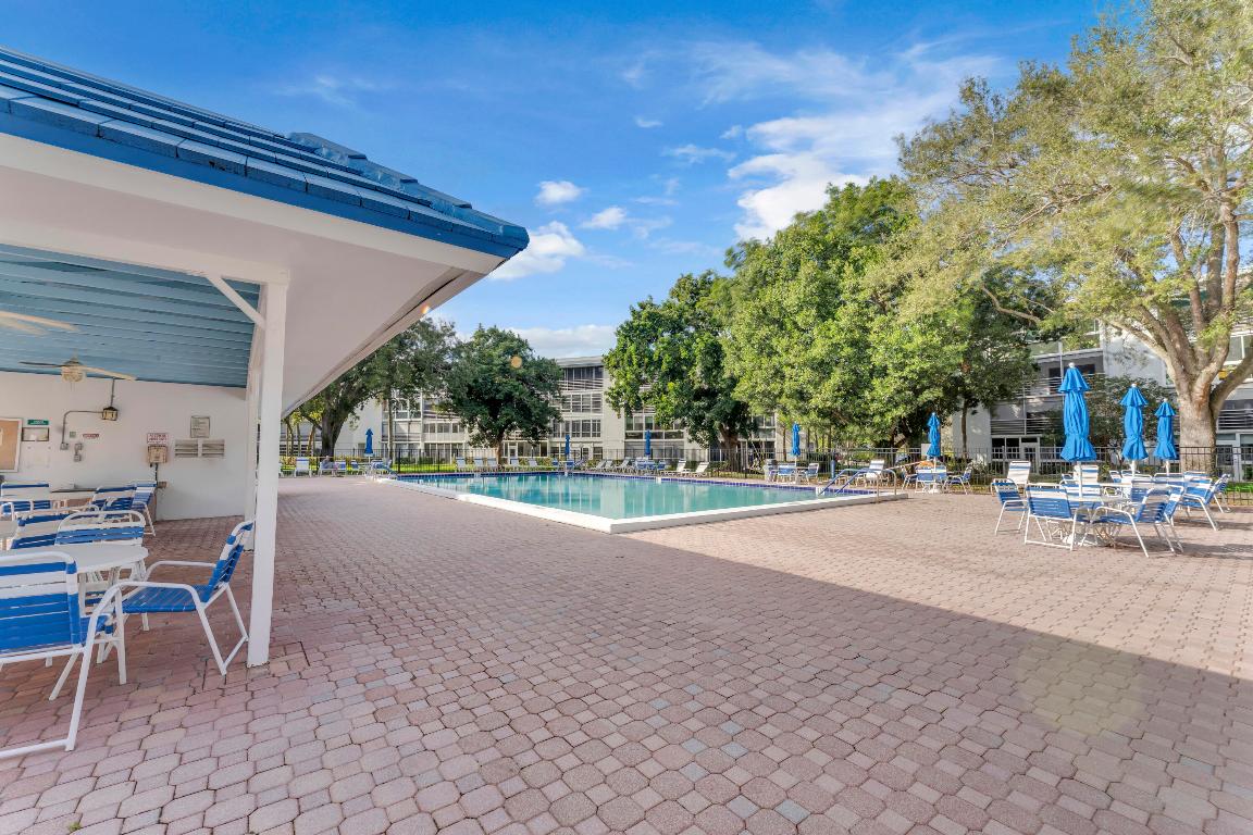 PORTOFINO VILLAGE 1-E CONDO - Residential