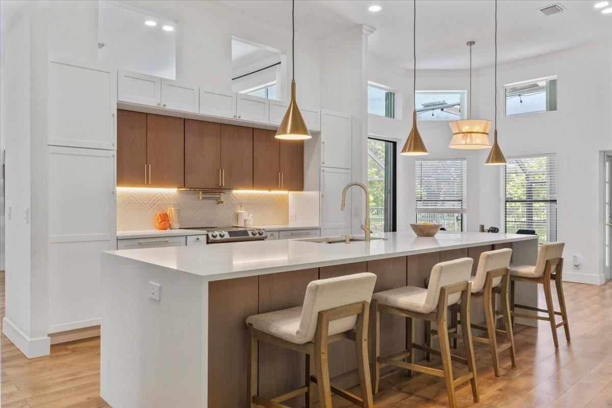 NORTH SPRINGS - Residential