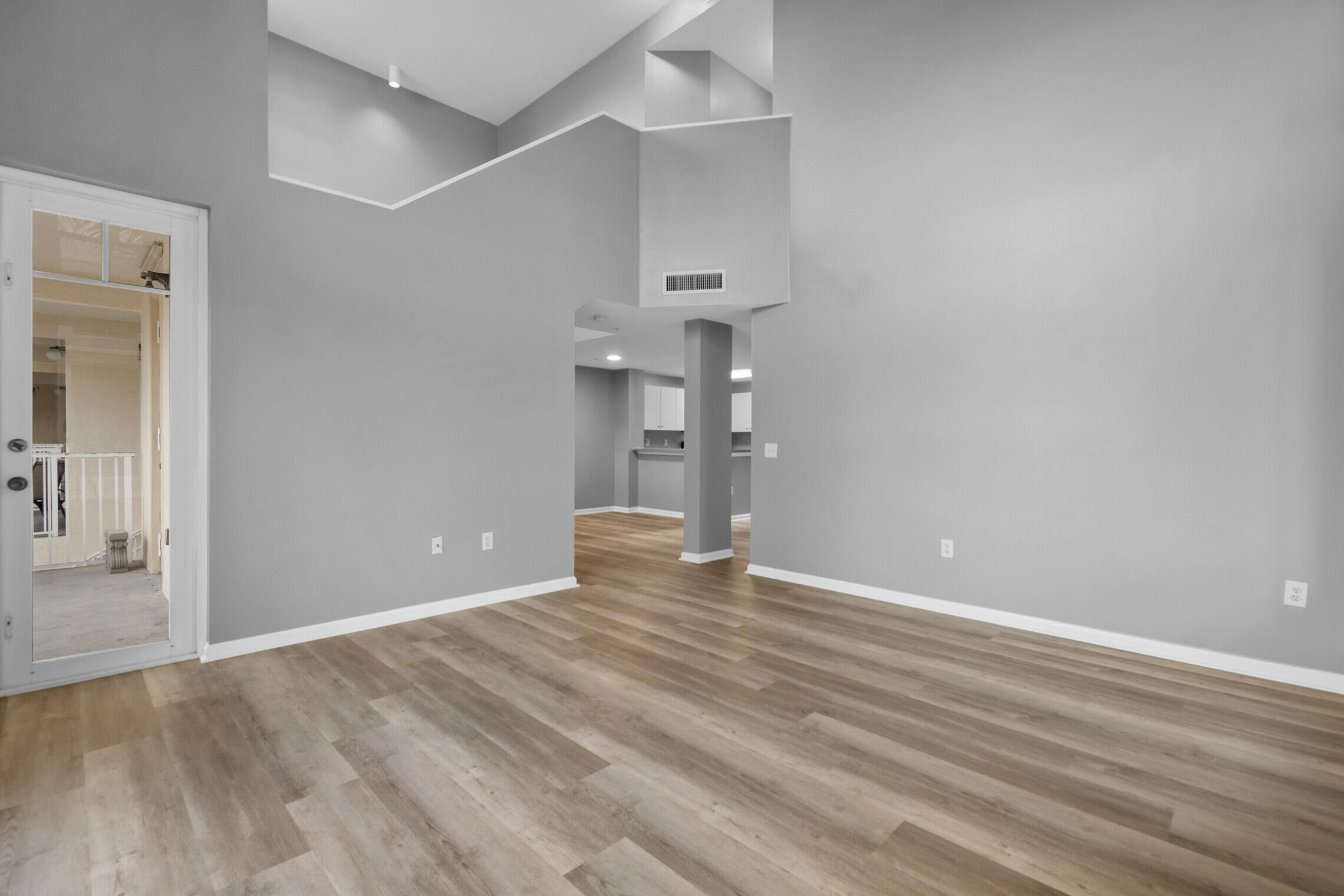VILLAGE AT ABACOA CONDO - Residential Lease