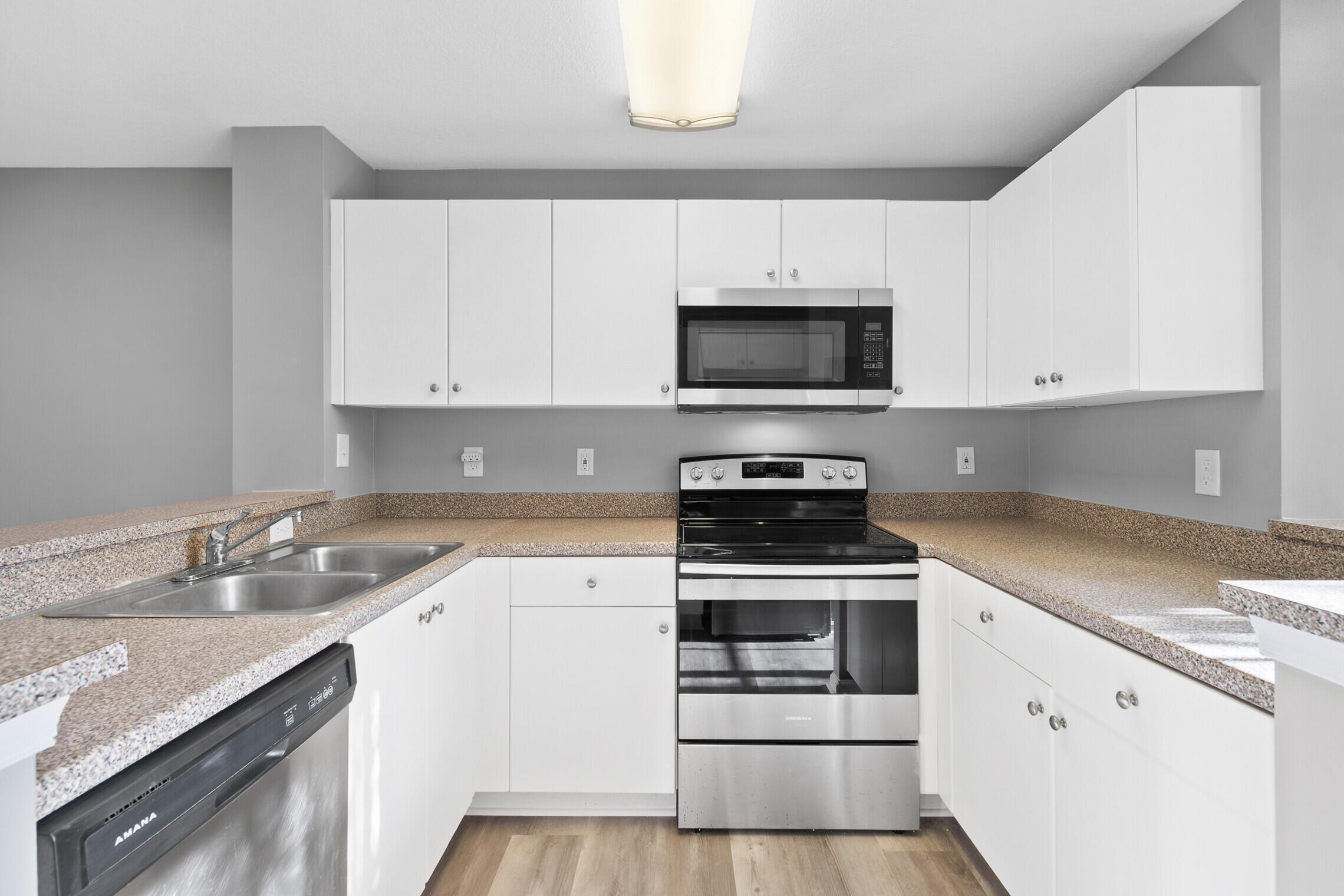 VILLAGE AT ABACOA CONDO - Residential Lease