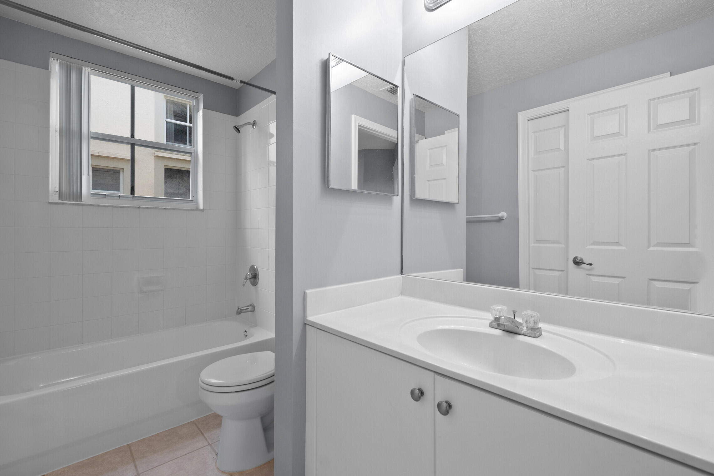 VILLAGE AT ABACOA CONDO - Residential Lease