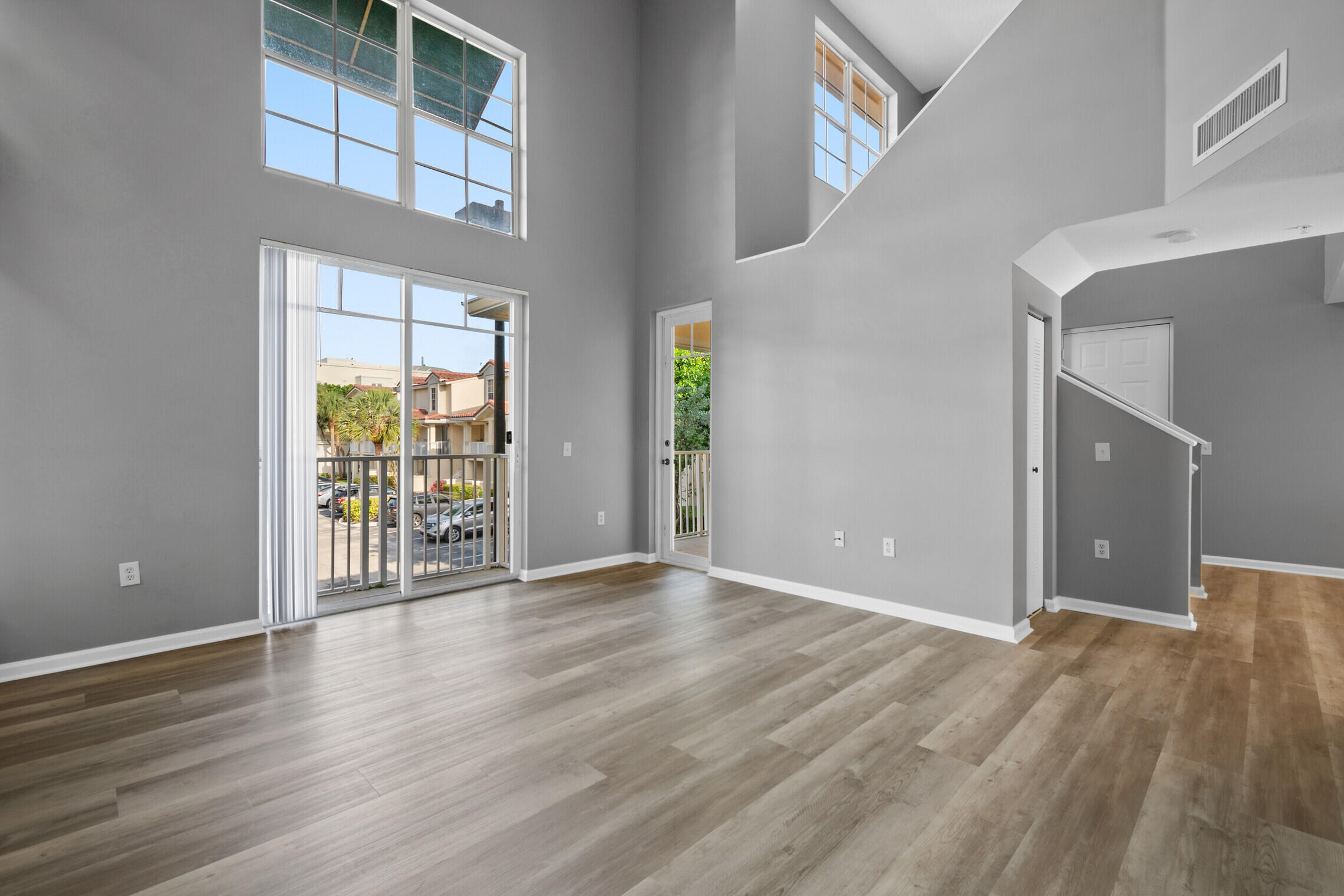 VILLAGE AT ABACOA CONDO - Residential Lease
