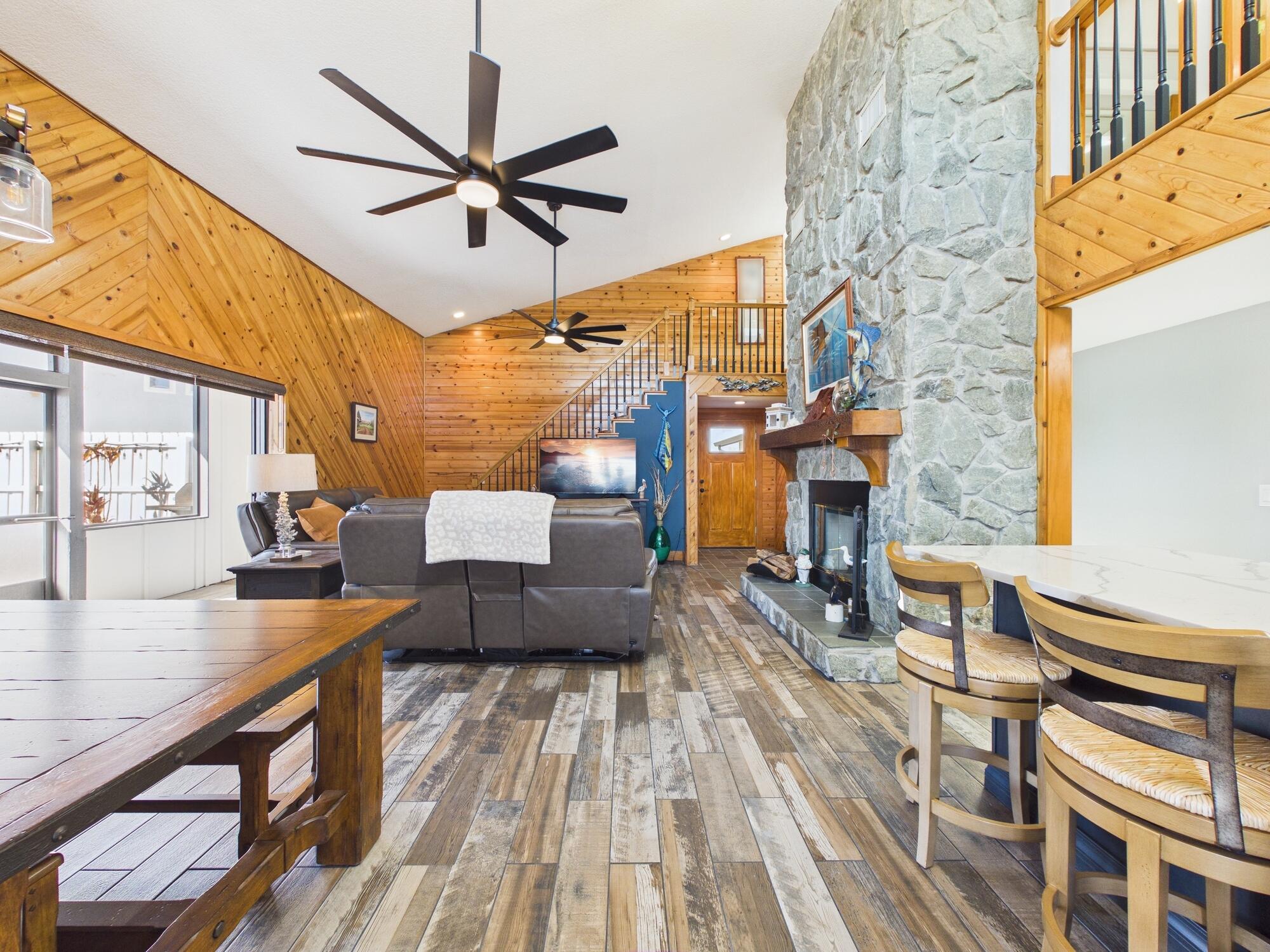 RIVER OAK ACRES - Residential
