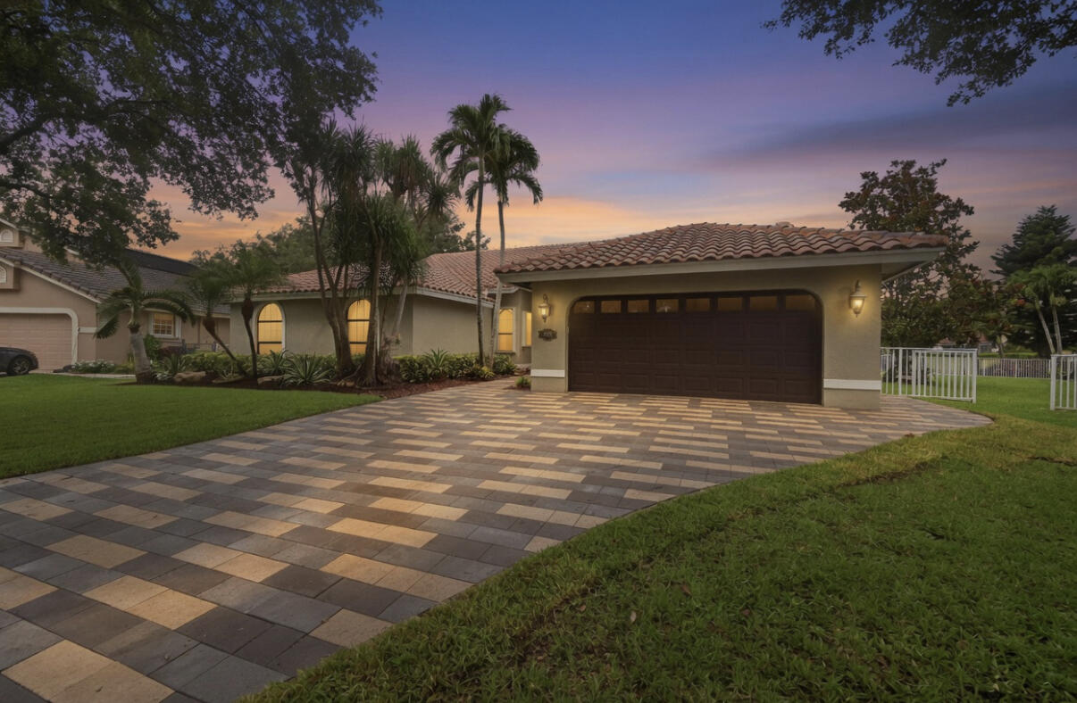NORTH SPRINGS - Residential