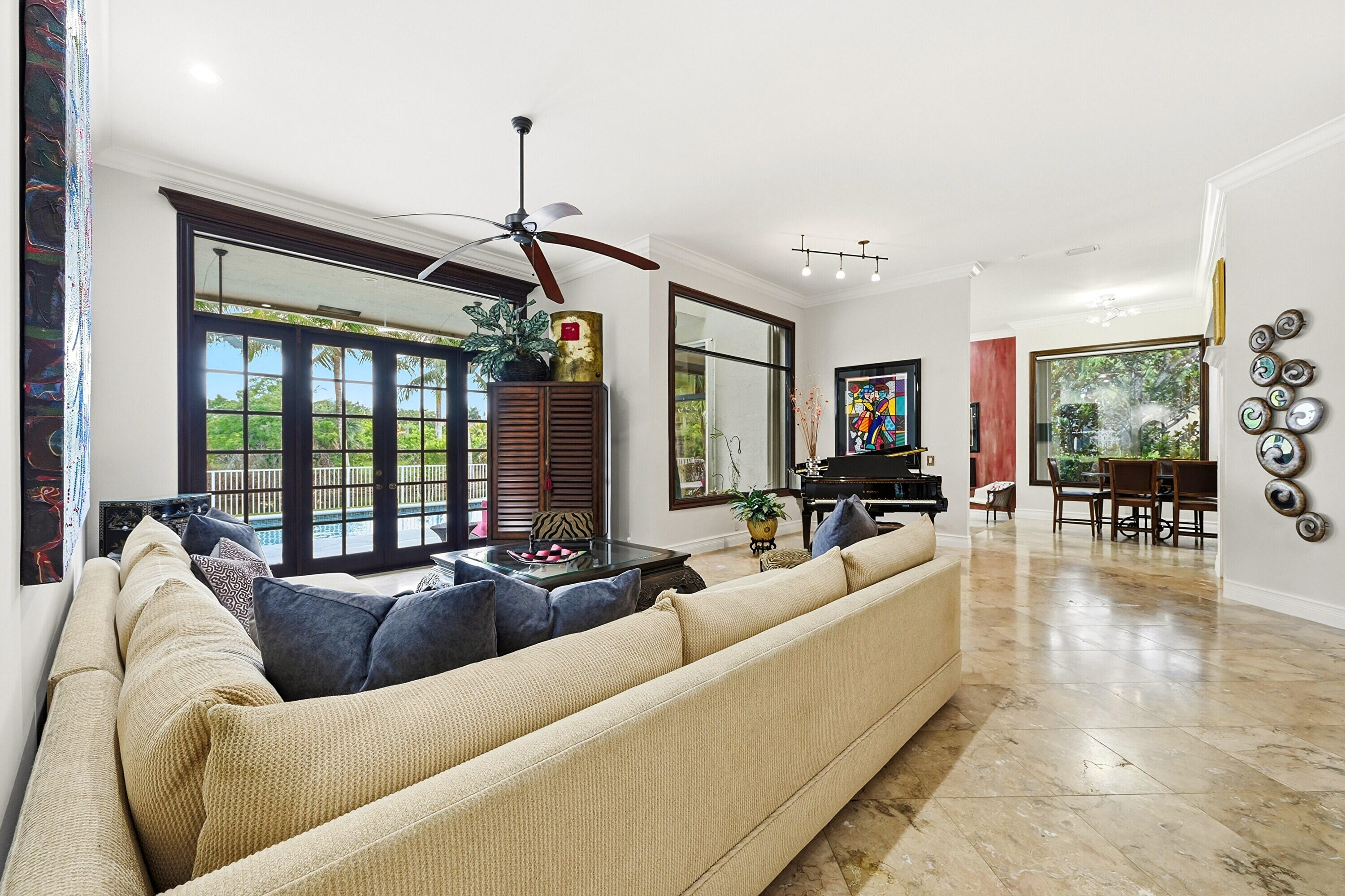 NORTH SPRINGS - Residential
