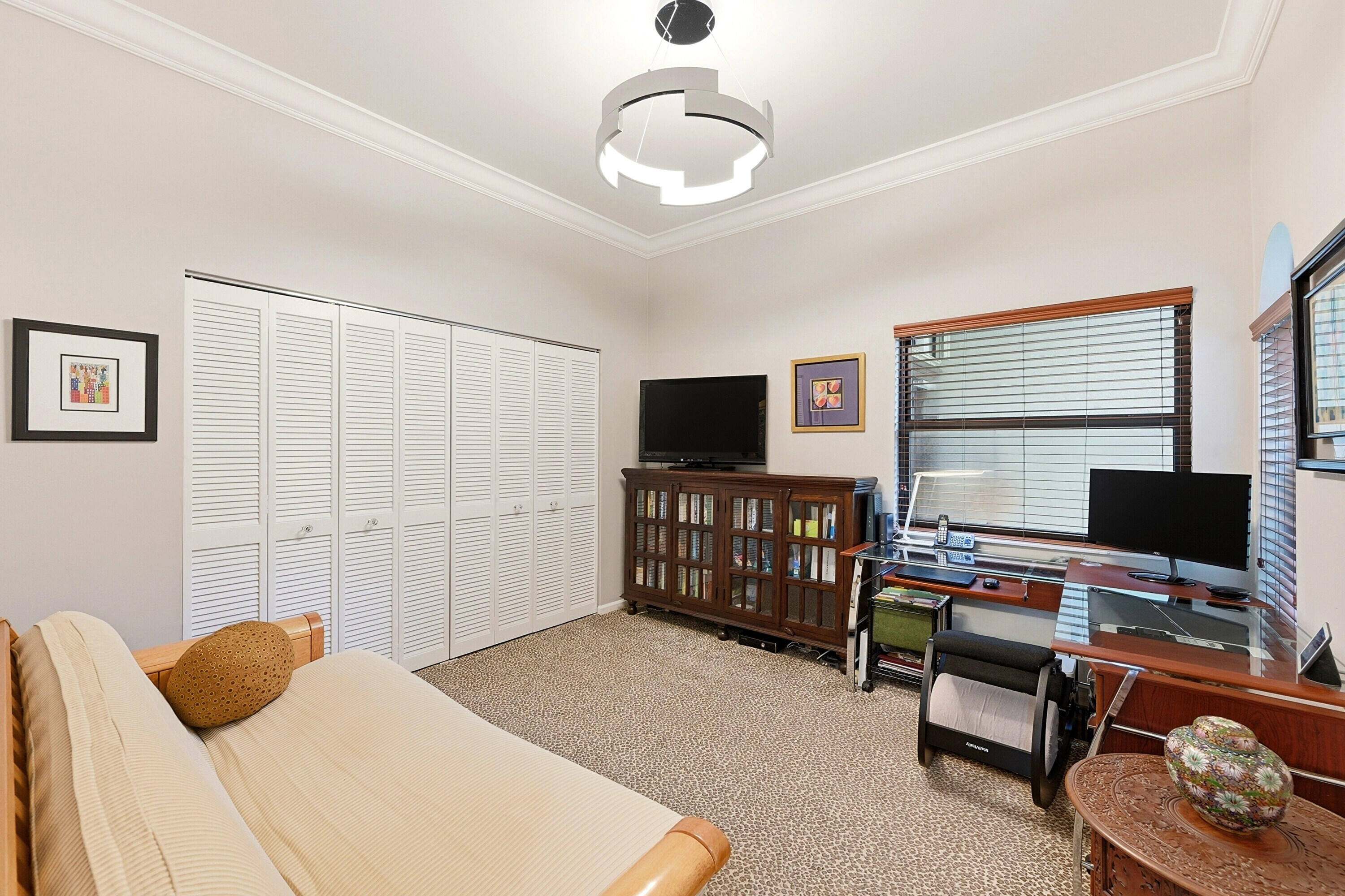 NORTH SPRINGS - Residential