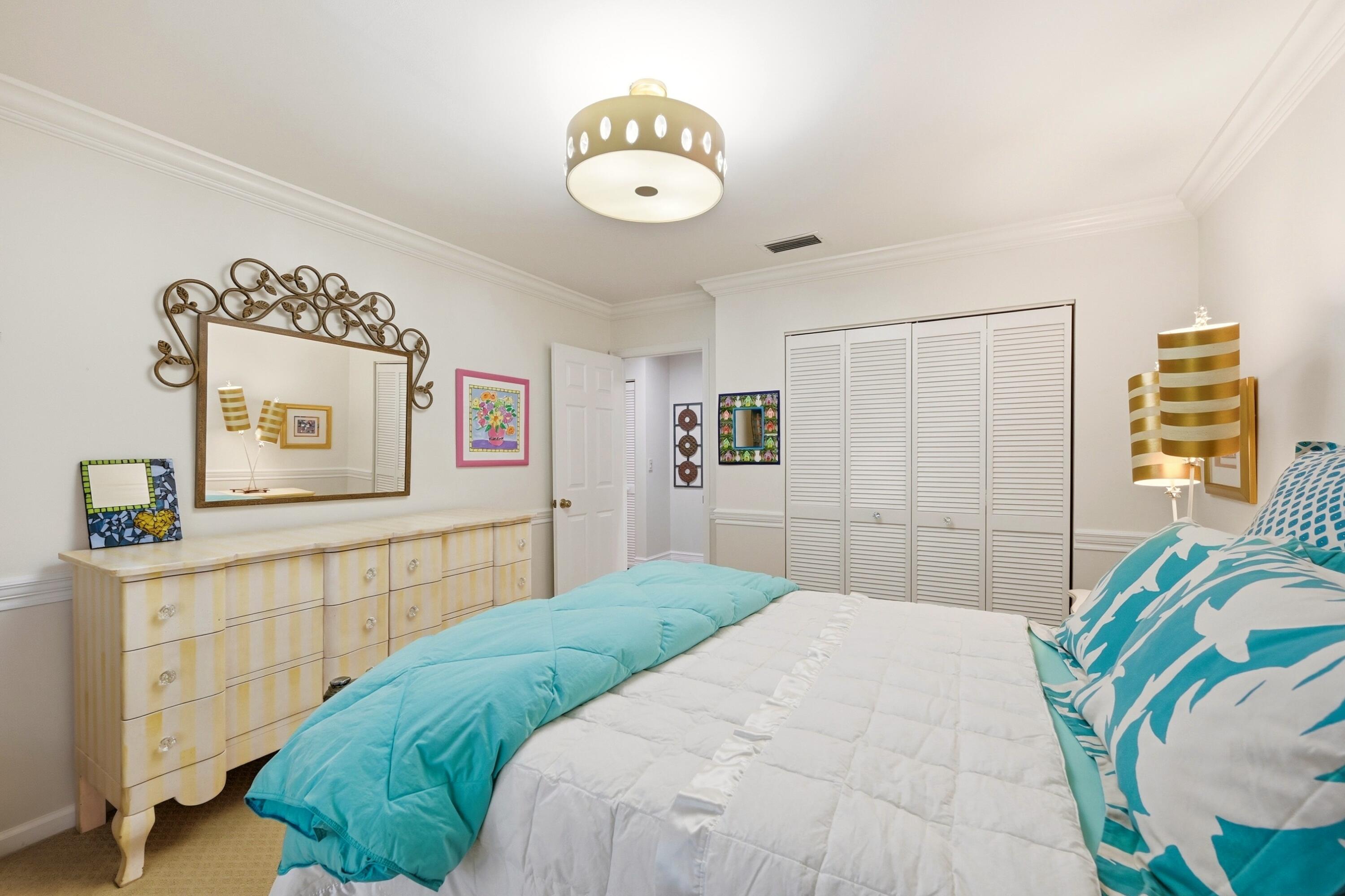 NORTH SPRINGS - Residential