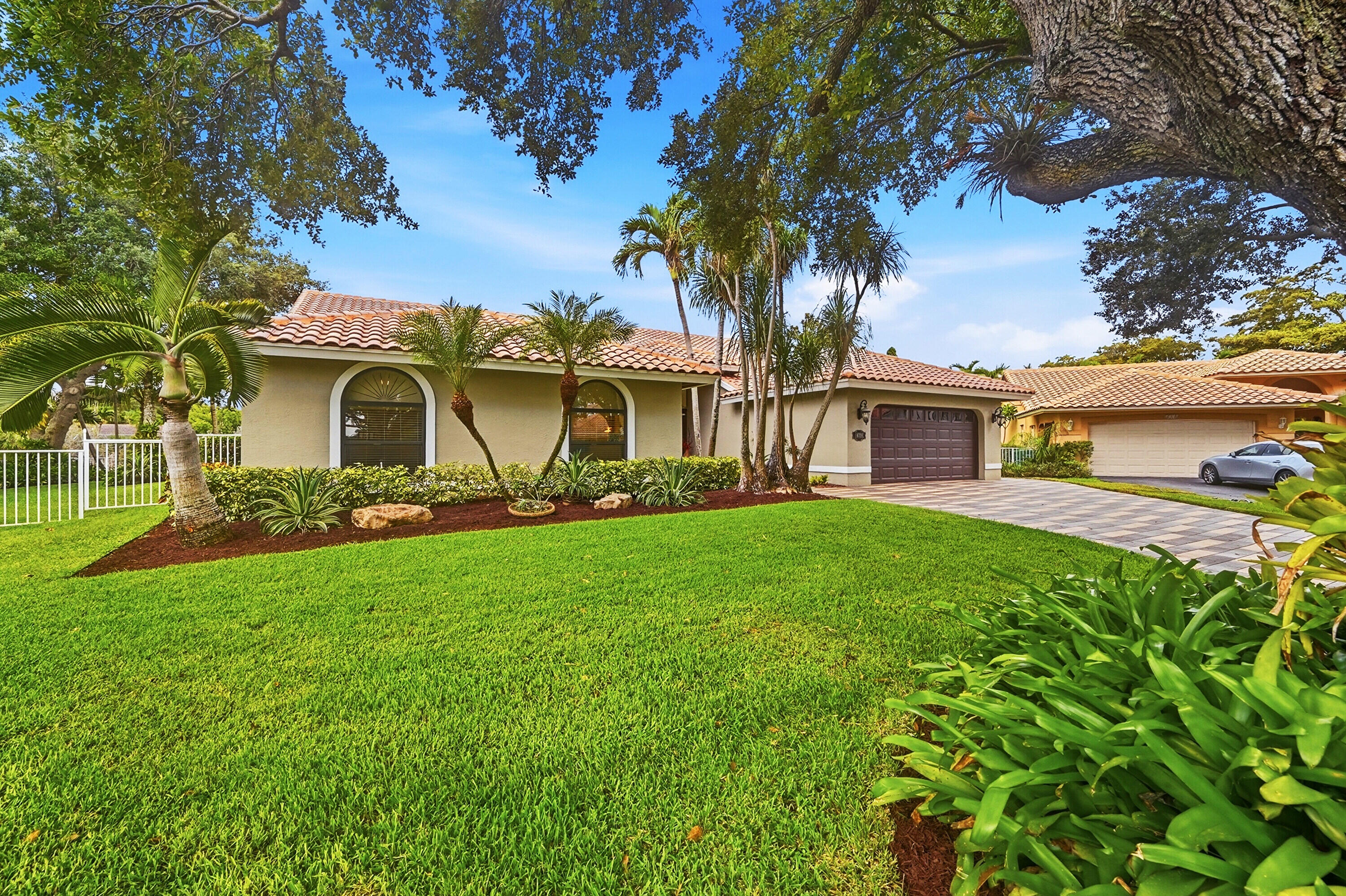 NORTH SPRINGS - Residential