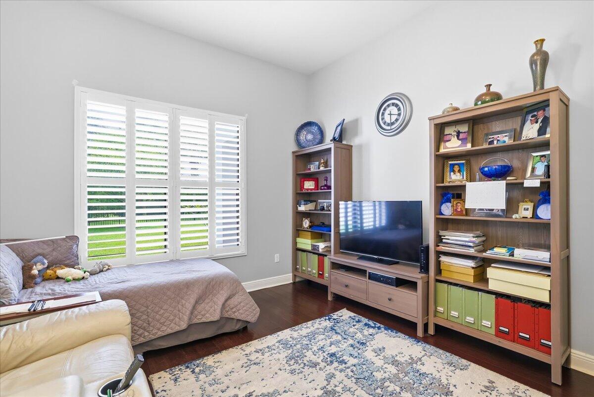 OSPREY OAKS - Residential