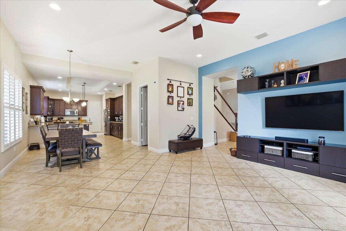 OSPREY OAKS - Residential