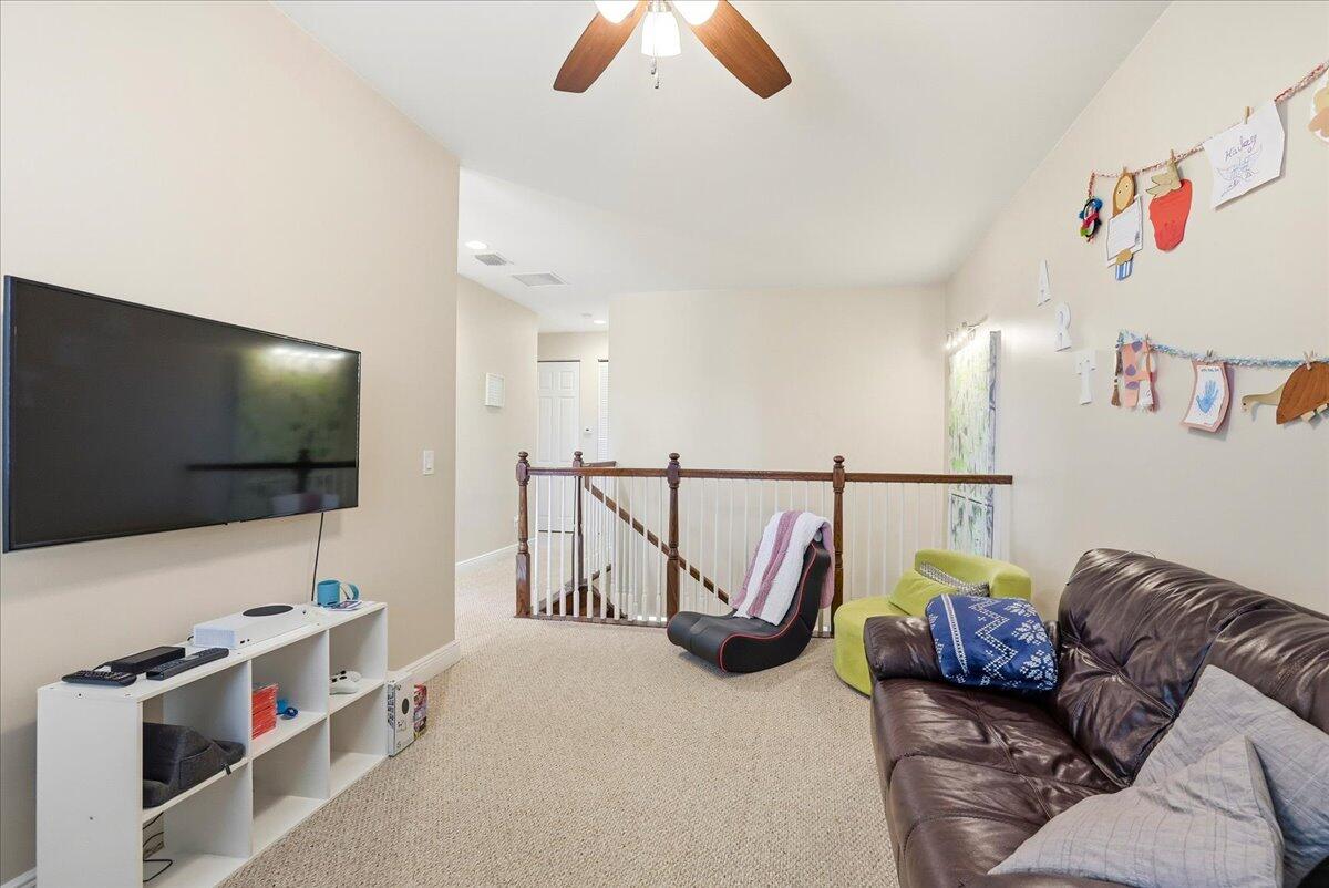 OSPREY OAKS - Residential