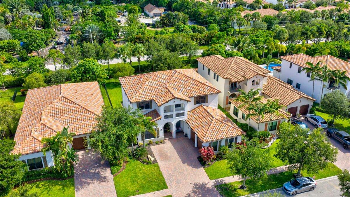 OSPREY OAKS - Residential