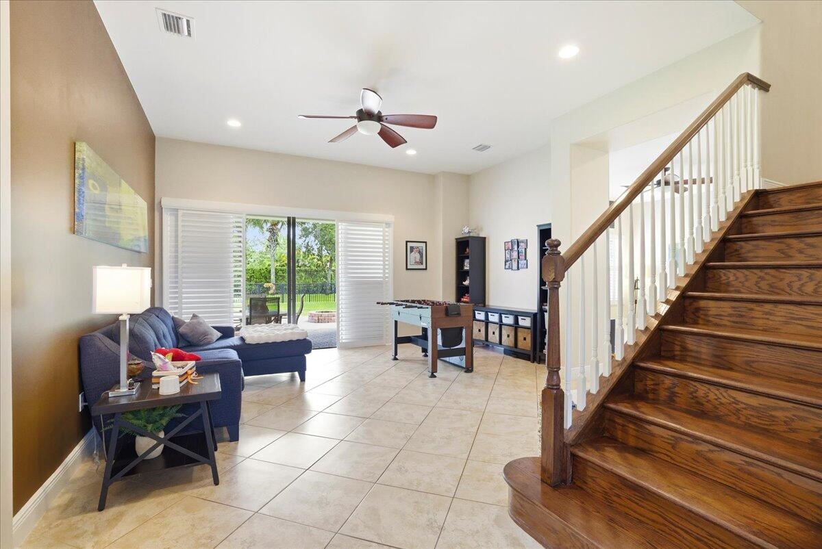 OSPREY OAKS - Residential