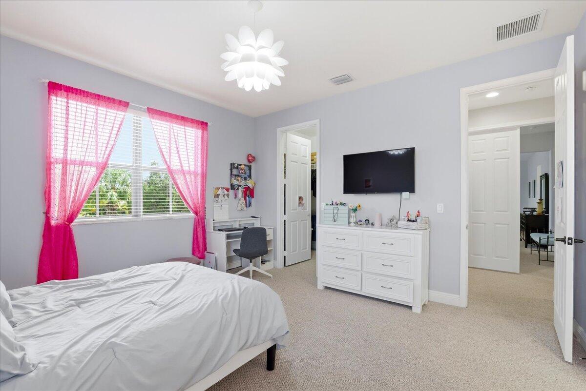 OSPREY OAKS - Residential