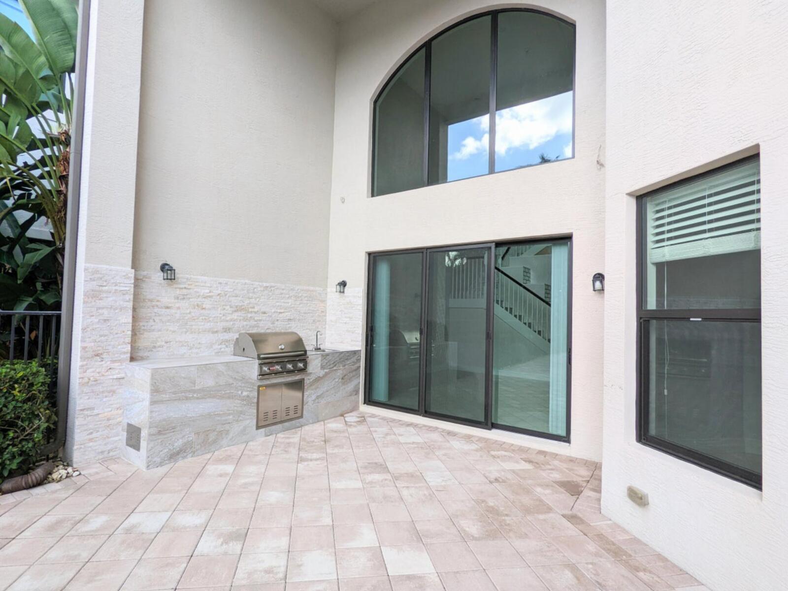 Seven Bridges - Residential Lease