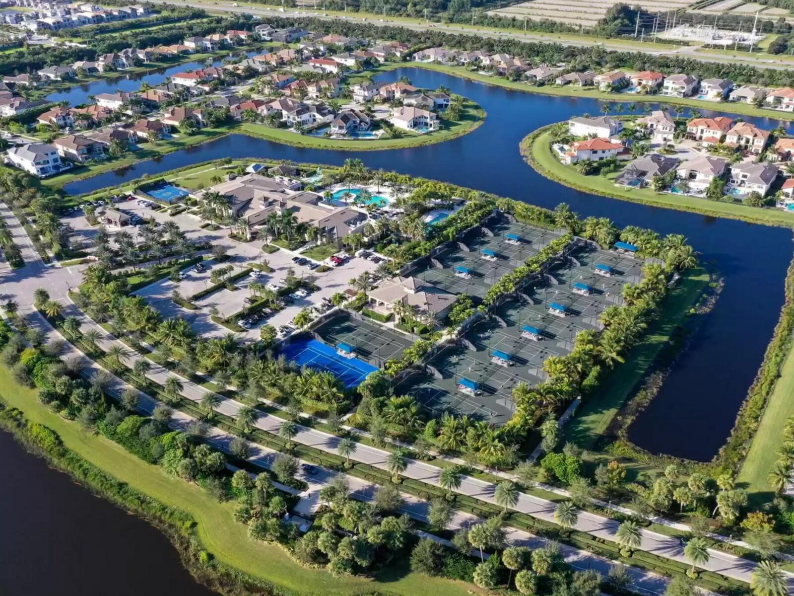 Seven Bridges - Residential Lease