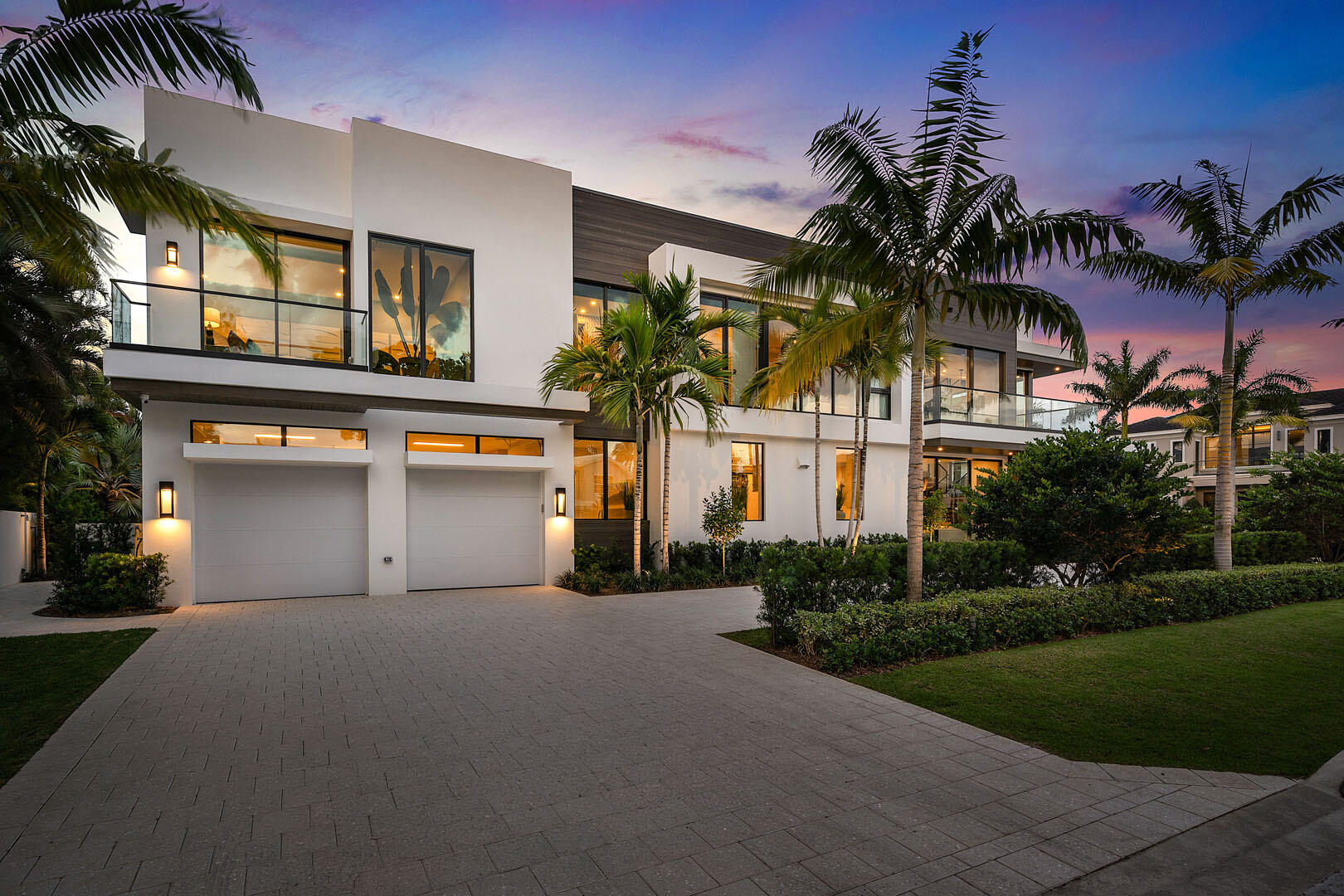 ROYAL PALM YACHT & COUNTRY CLUB - Residential