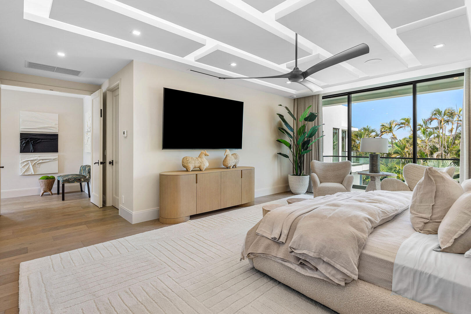 ROYAL PALM YACHT & COUNTRY CLUB - Residential