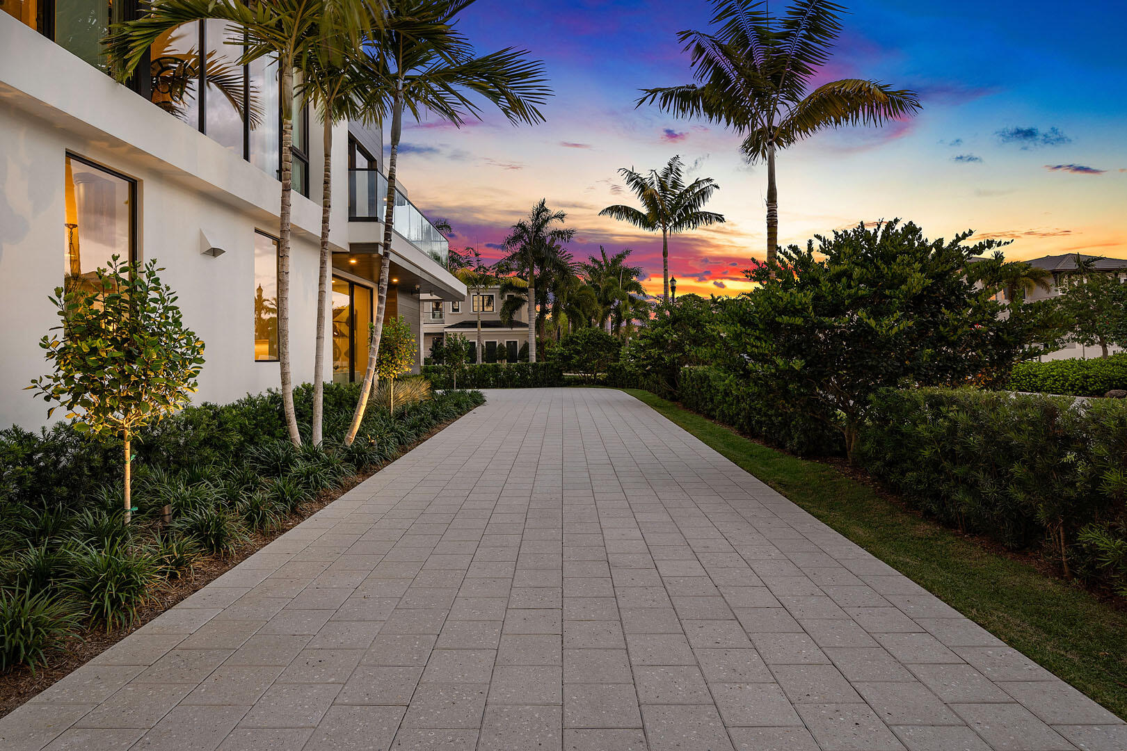 ROYAL PALM YACHT & COUNTRY CLUB - Residential