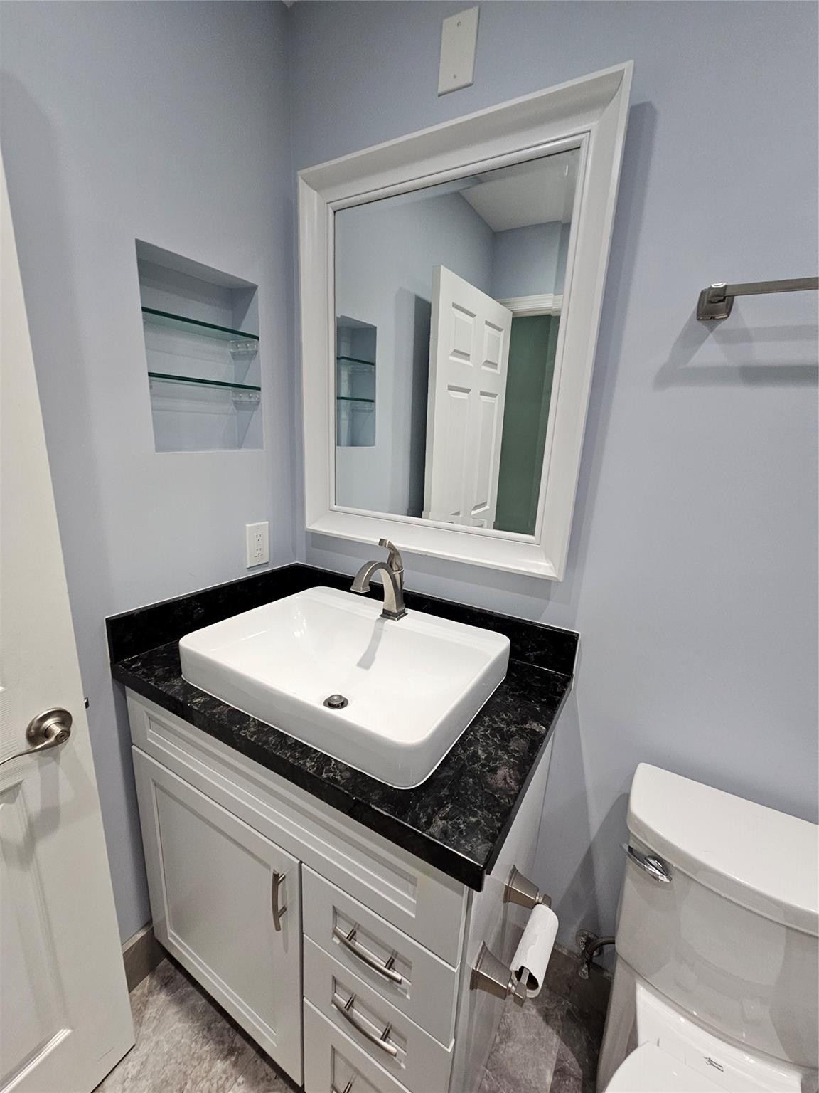 COACH HOUSES OF TOWN PLACE II CONDO - Residential Lease