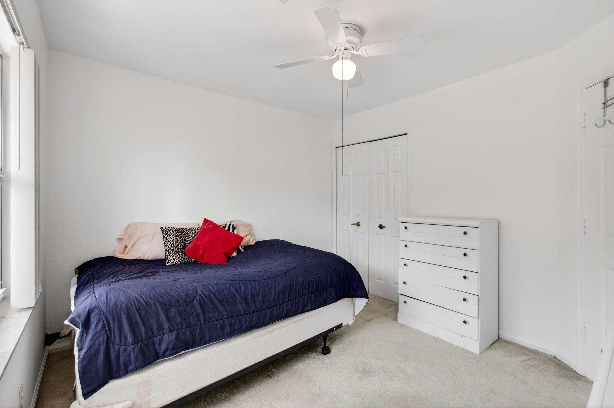 LAKEVIEW ESTATES PH 2 - Residential