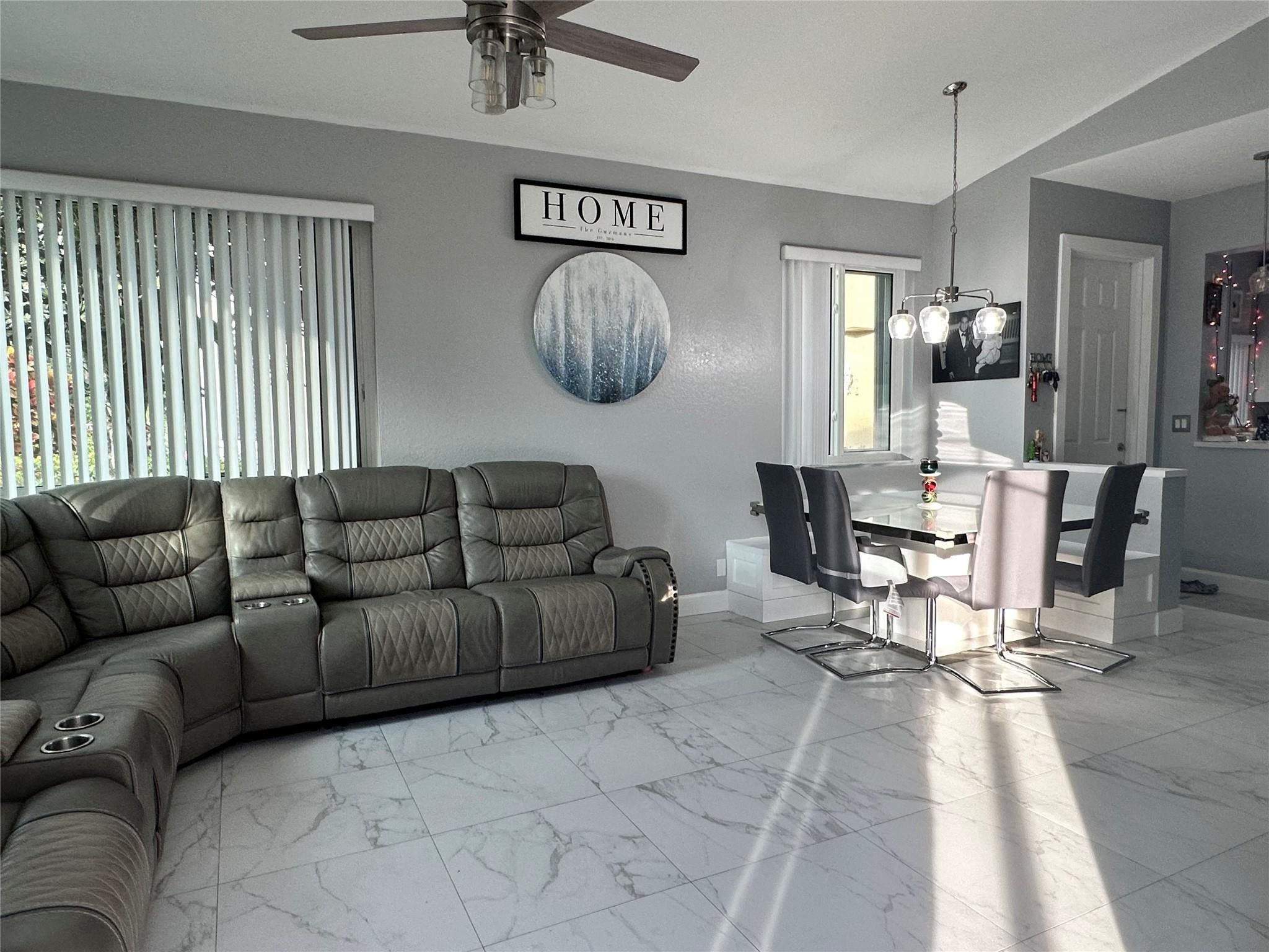 HOLLYWOOD LAKES COUNTRY CLUB AND - Residential